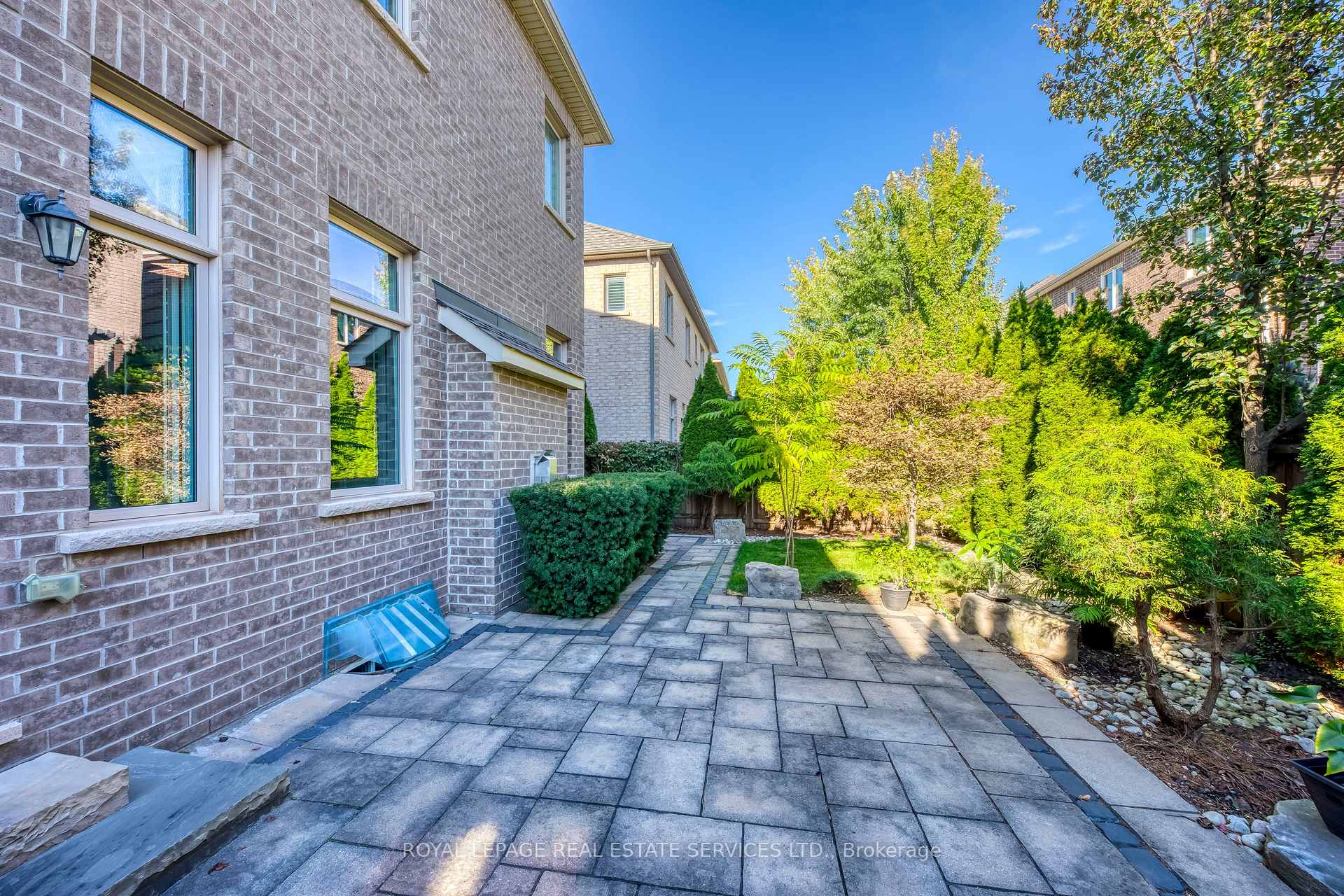 Photo 47 of 144 North Park Boulevard, Oakville, Glenorchy — HOMEH