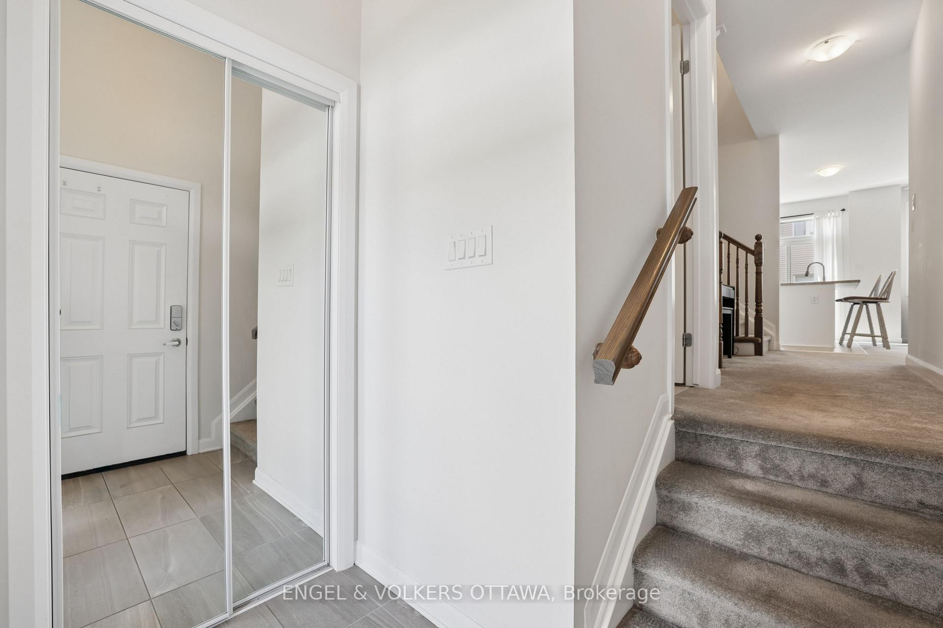 Photo 3 of 185 Chakra Street, Ottawa, Barrhaven - Heritage Park — HOMEH