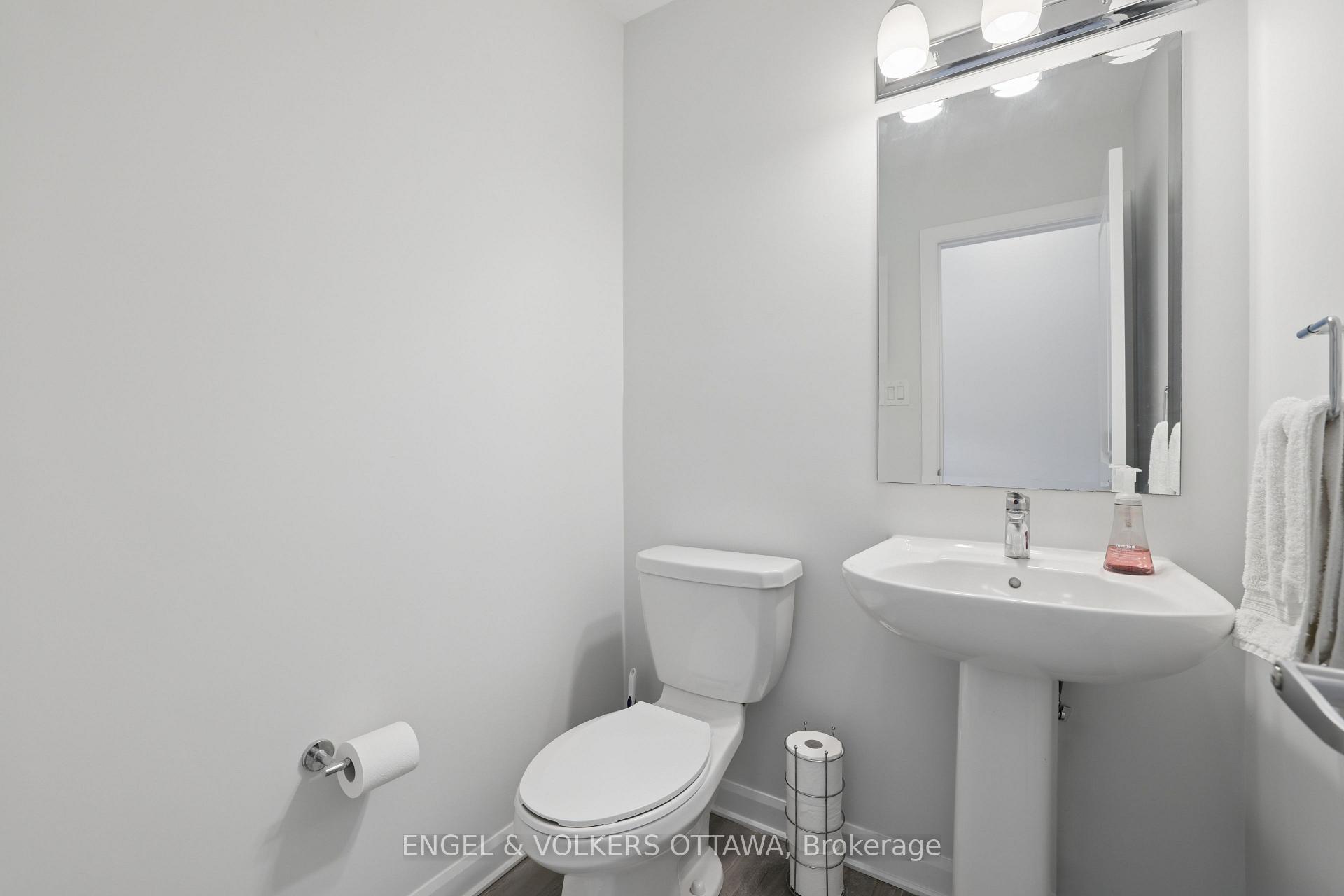 Photo 4 of 185 Chakra Street, Ottawa, Barrhaven - Heritage Park — HOMEH