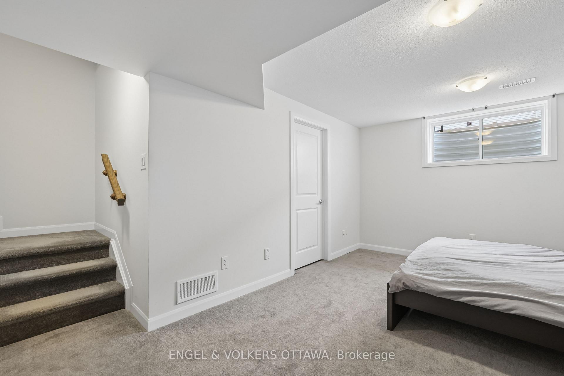 Photo 20 of 185 Chakra Street, Ottawa, Barrhaven - Heritage Park — HOMEH