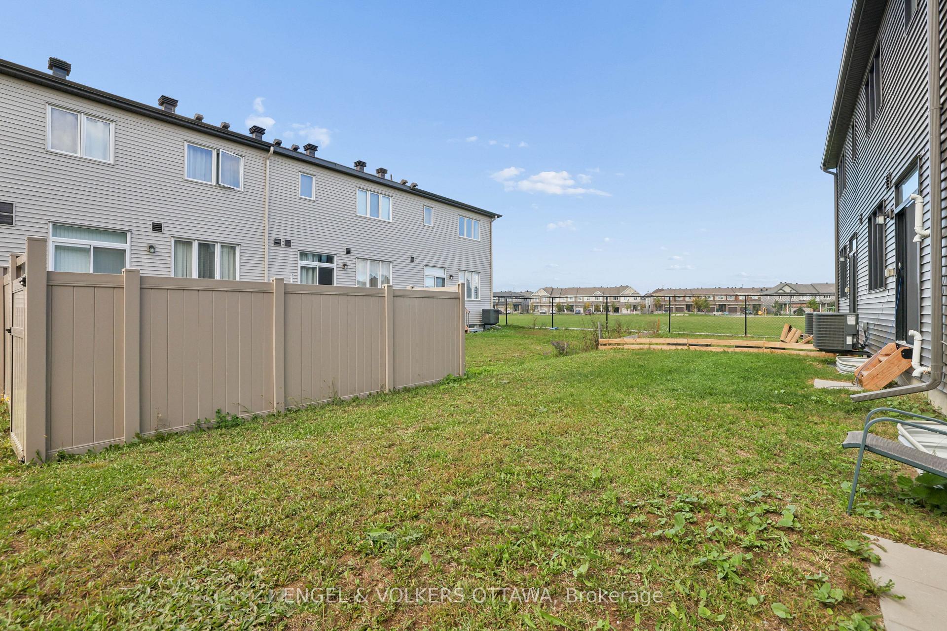 Photo 22 of 185 Chakra Street, Ottawa, Barrhaven - Heritage Park — HOMEH