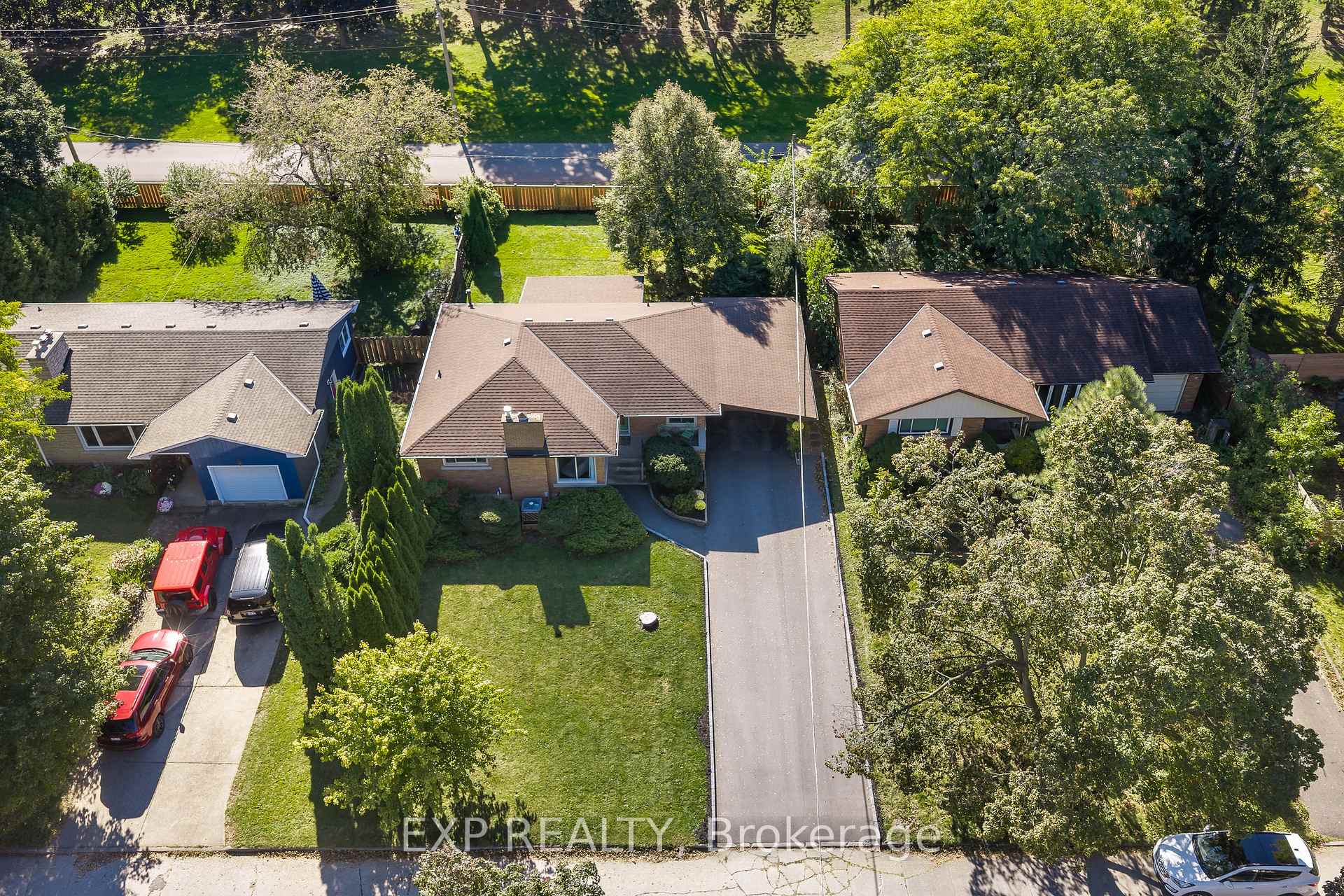 Photo 3 of 13 Ridley Heights Road, St. Catharines, Ridley — HOMEH