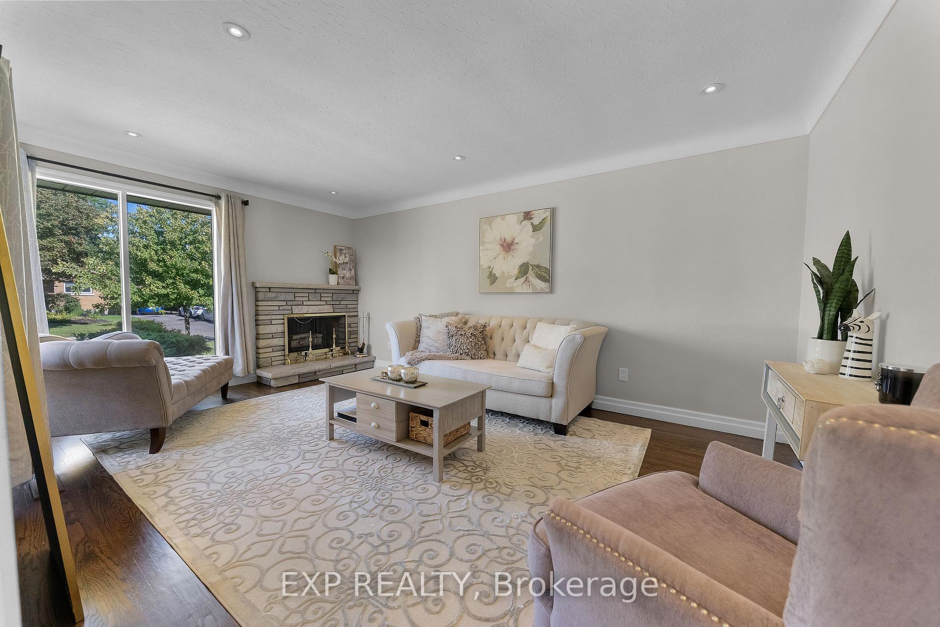 Photo 6 of 13 Ridley Heights Road, St. Catharines, Ridley — HOMEH