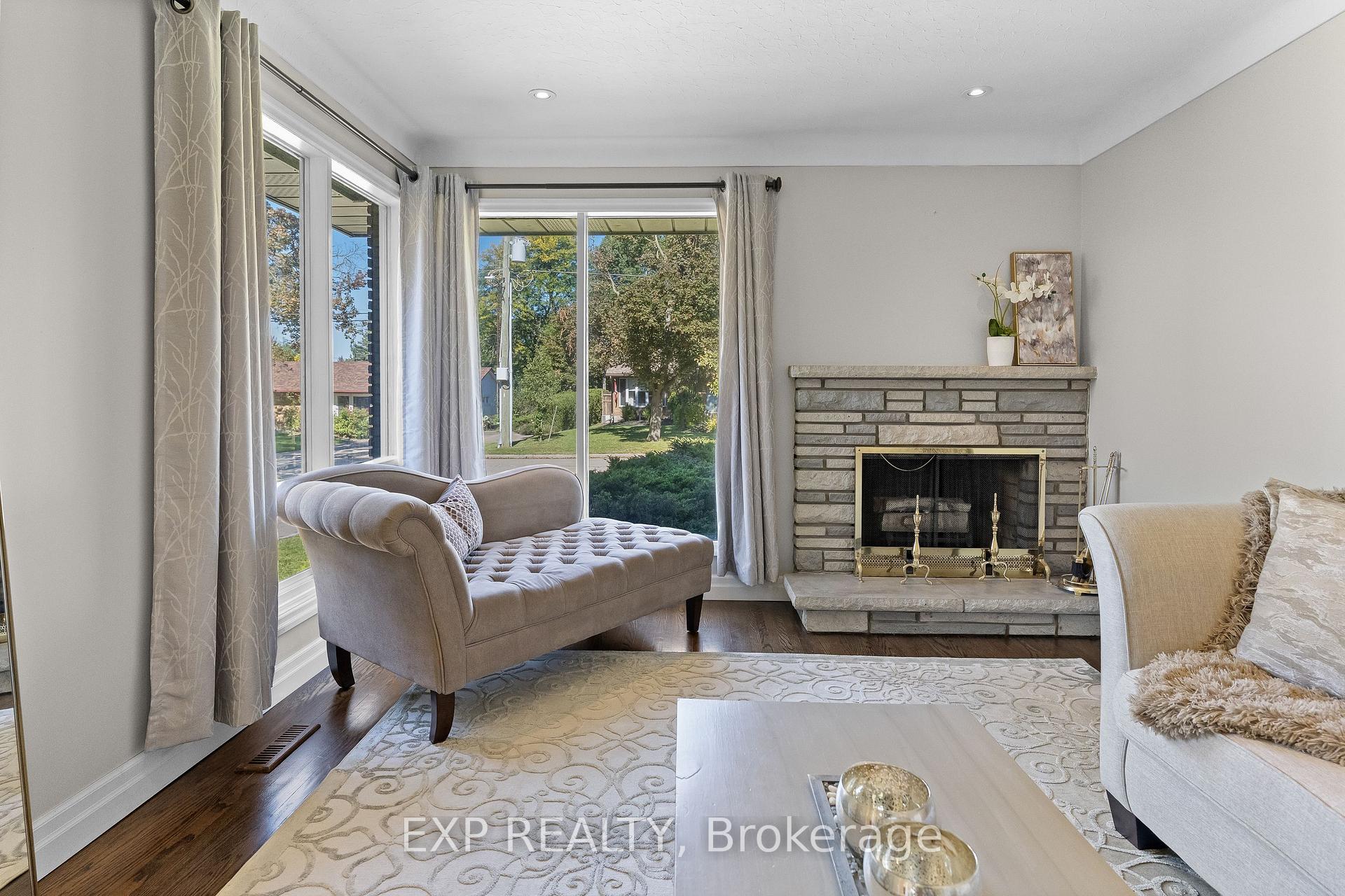 Photo 7 of 13 Ridley Heights Road, St. Catharines, Ridley — HOMEH