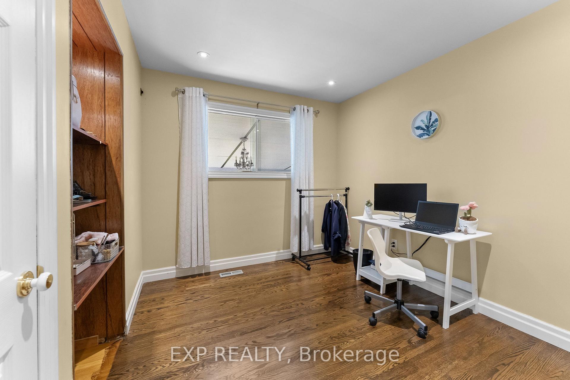Photo 18 of 13 Ridley Heights Road, St. Catharines, Ridley — HOMEH