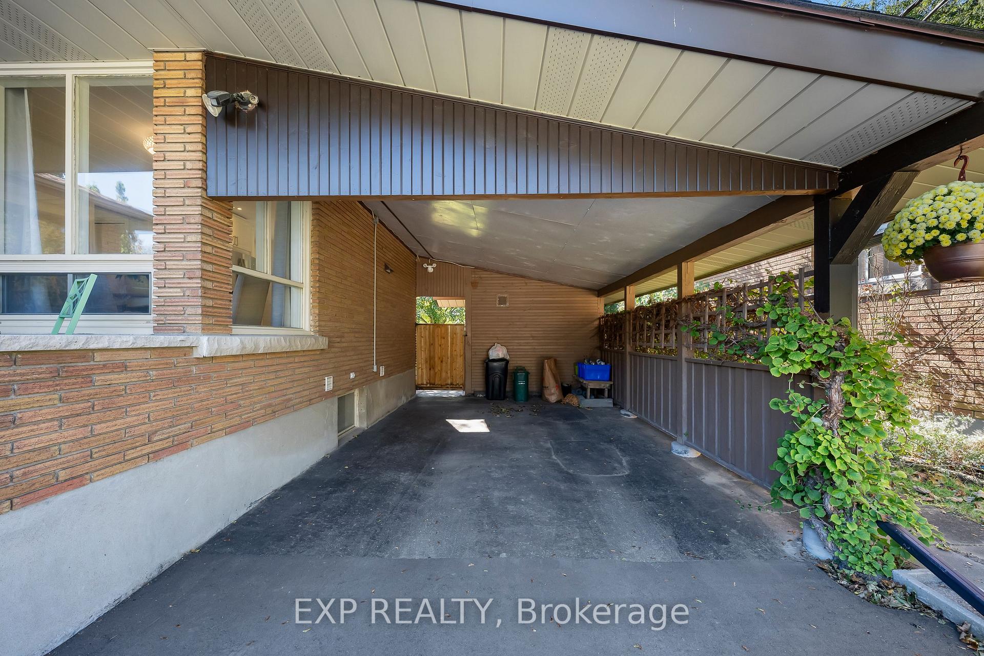 Photo 35 of 13 Ridley Heights Road, St. Catharines, Ridley — HOMEH