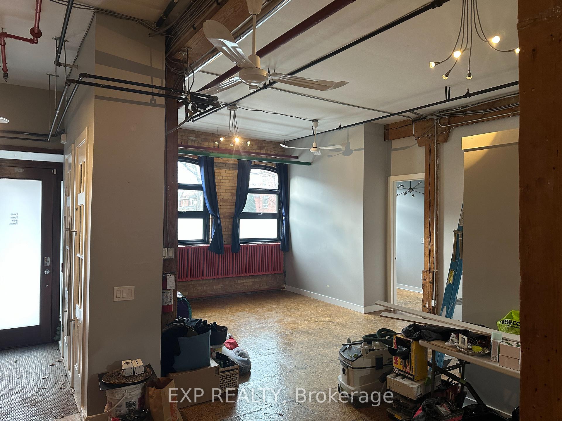 Photo 2 of Unit 2474, 2480 Dundas Street W, Toronto, High Park North — HOMEH