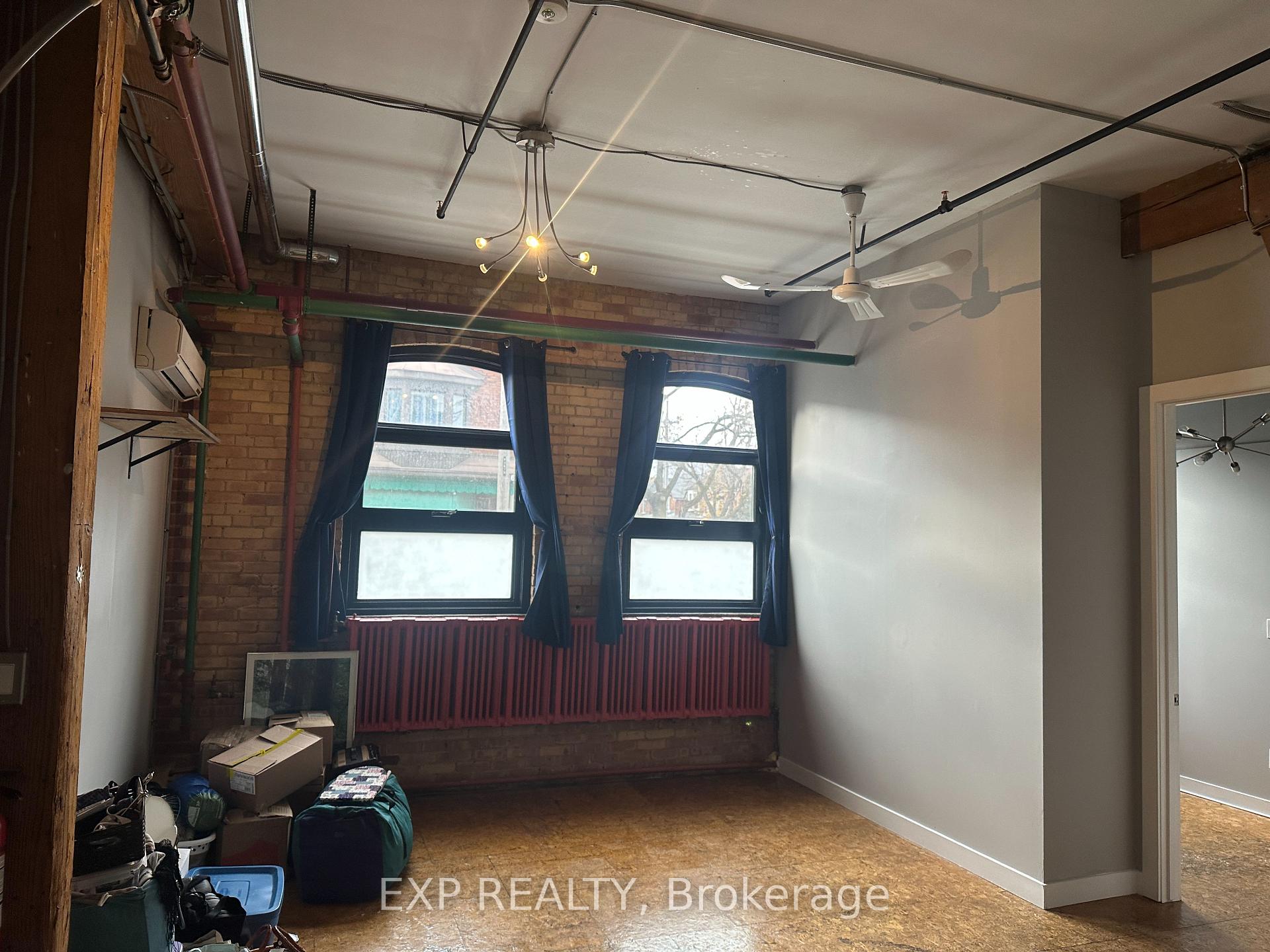 Photo 3 of Unit 2474, 2480 Dundas Street W, Toronto, High Park North — HOMEH