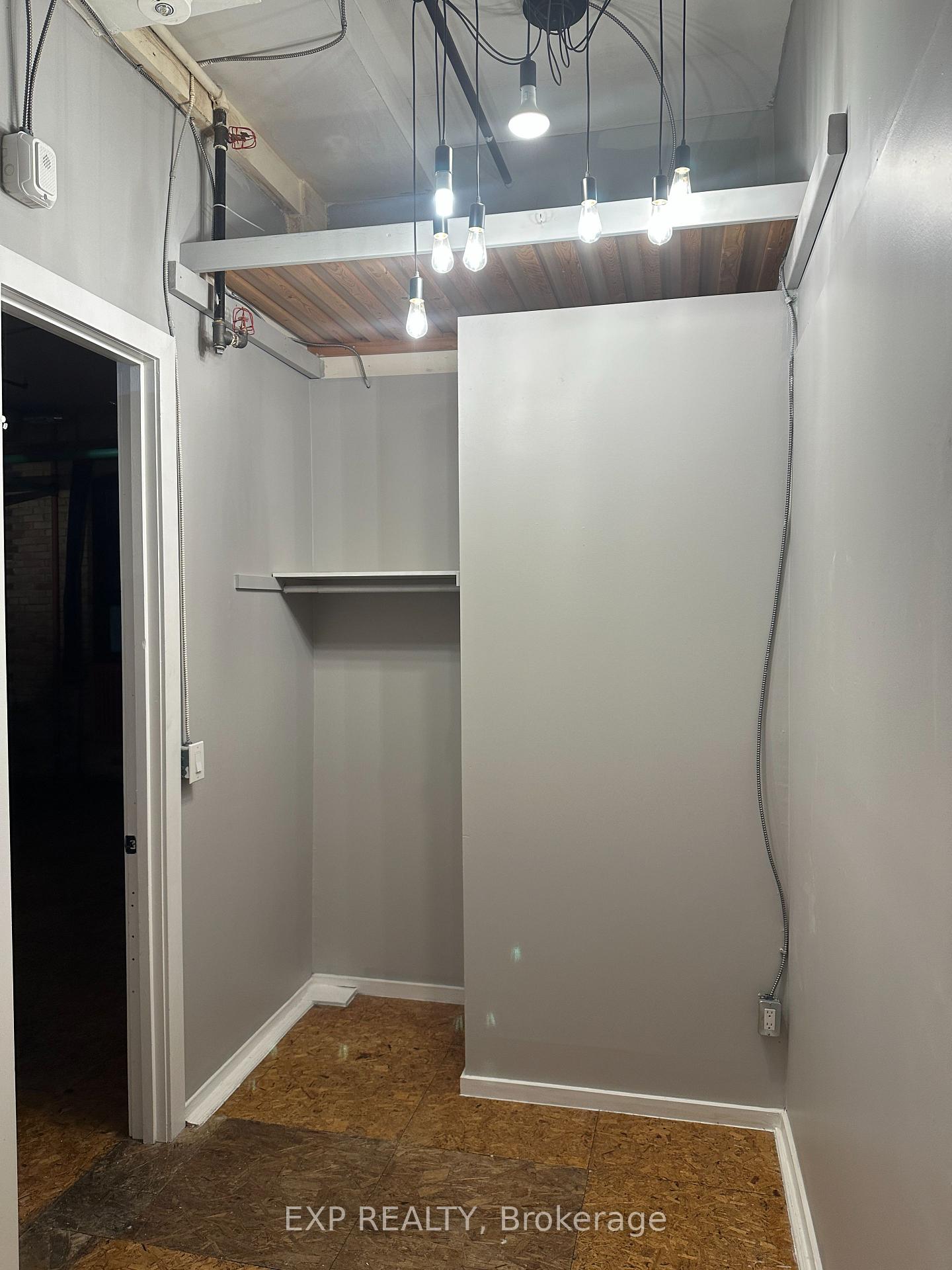 Photo 13 of Unit 2474, 2480 Dundas Street W, Toronto, High Park North — HOMEH