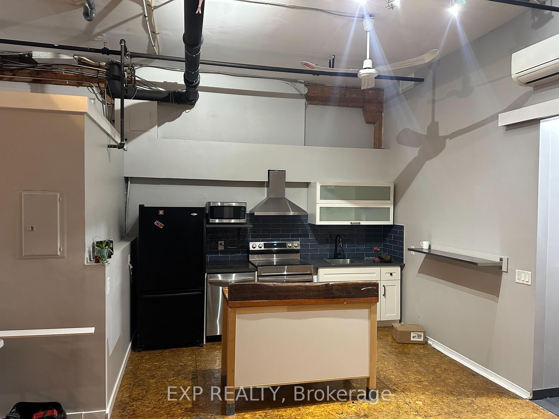 Photo 27 of Unit 2474, 2480 Dundas Street W, Toronto, High Park North — HOMEH