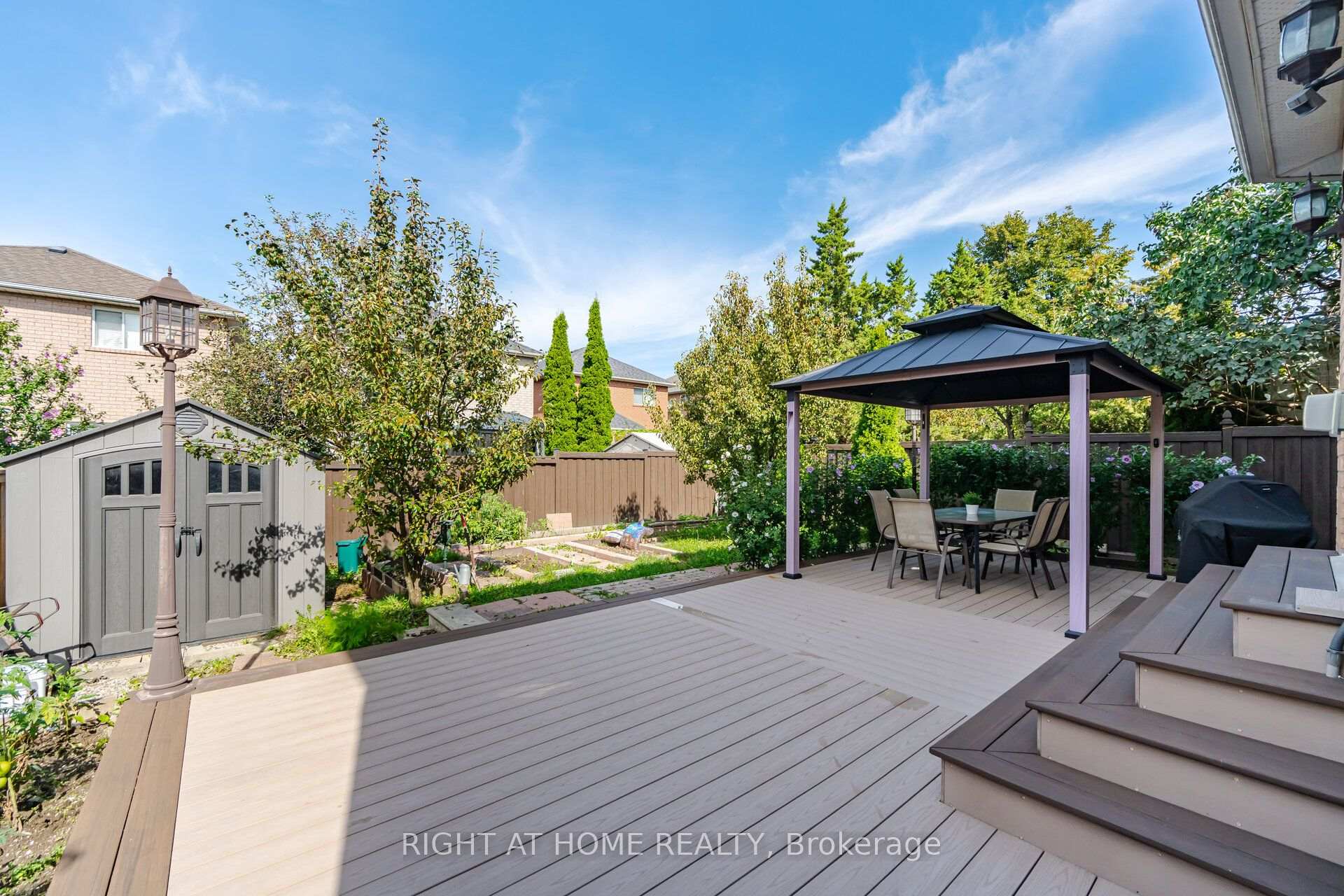 Photo 36 of 975 Mantle Crescent, Mississauga, East Credit — HOMEH