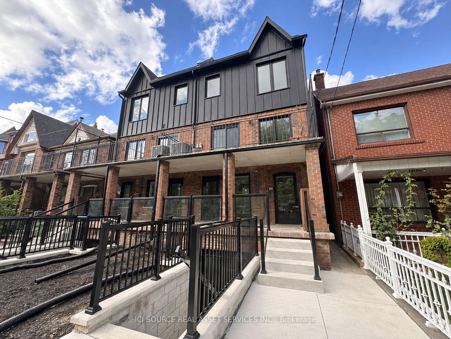 Photo of Unit Top Floor, 152 Brunswick Avenue