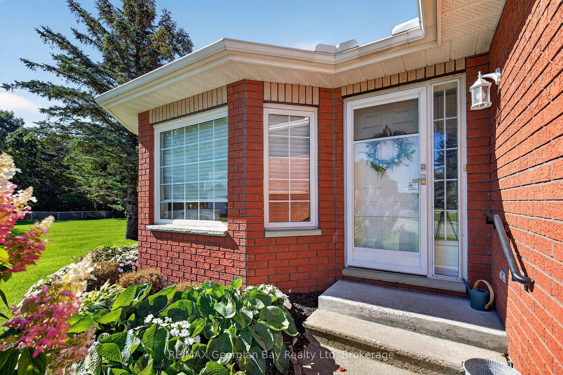 Photo 3 of Unit 5, 90 Thompsons Road, Penetanguishene — HOMEH
