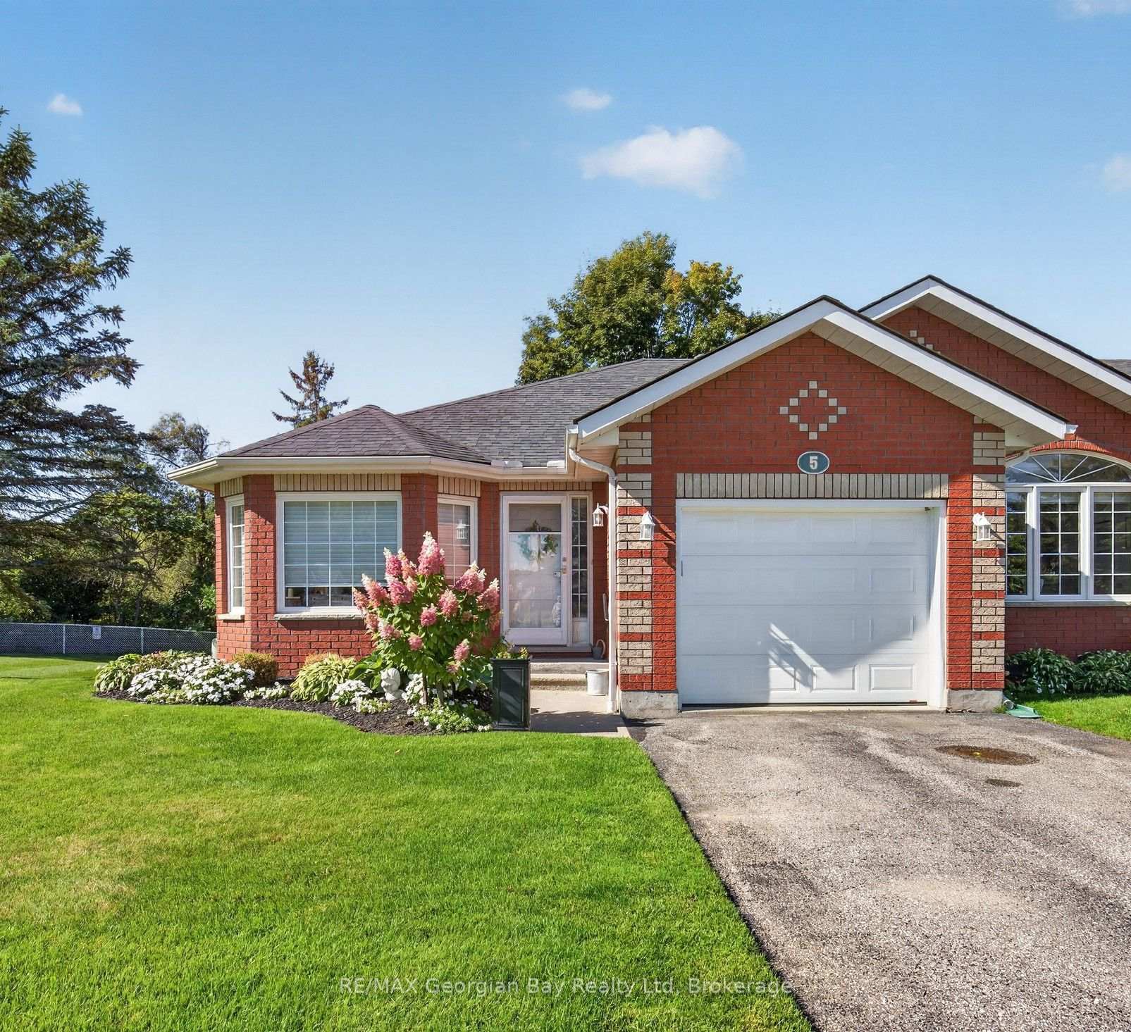 Photo 41 of Unit 5, 90 Thompsons Road, Penetanguishene — HOMEH