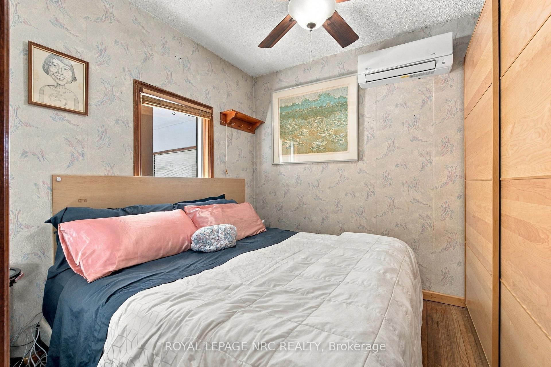 Photo 16 of 4455 Park Street E, Niagara Falls, Downtown — HOMEH