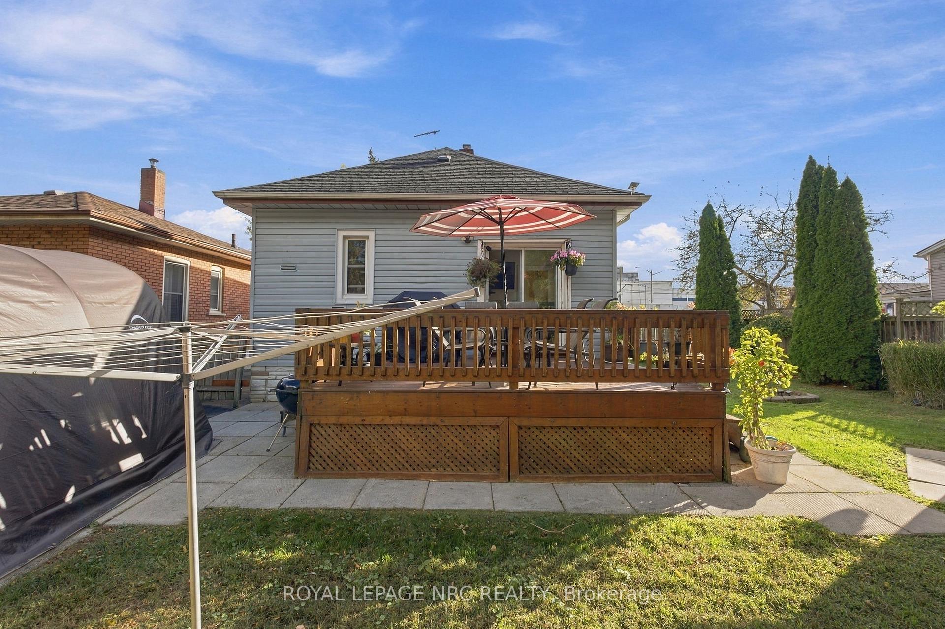 Photo 22 of 4455 Park Street E, Niagara Falls, Downtown — HOMEH