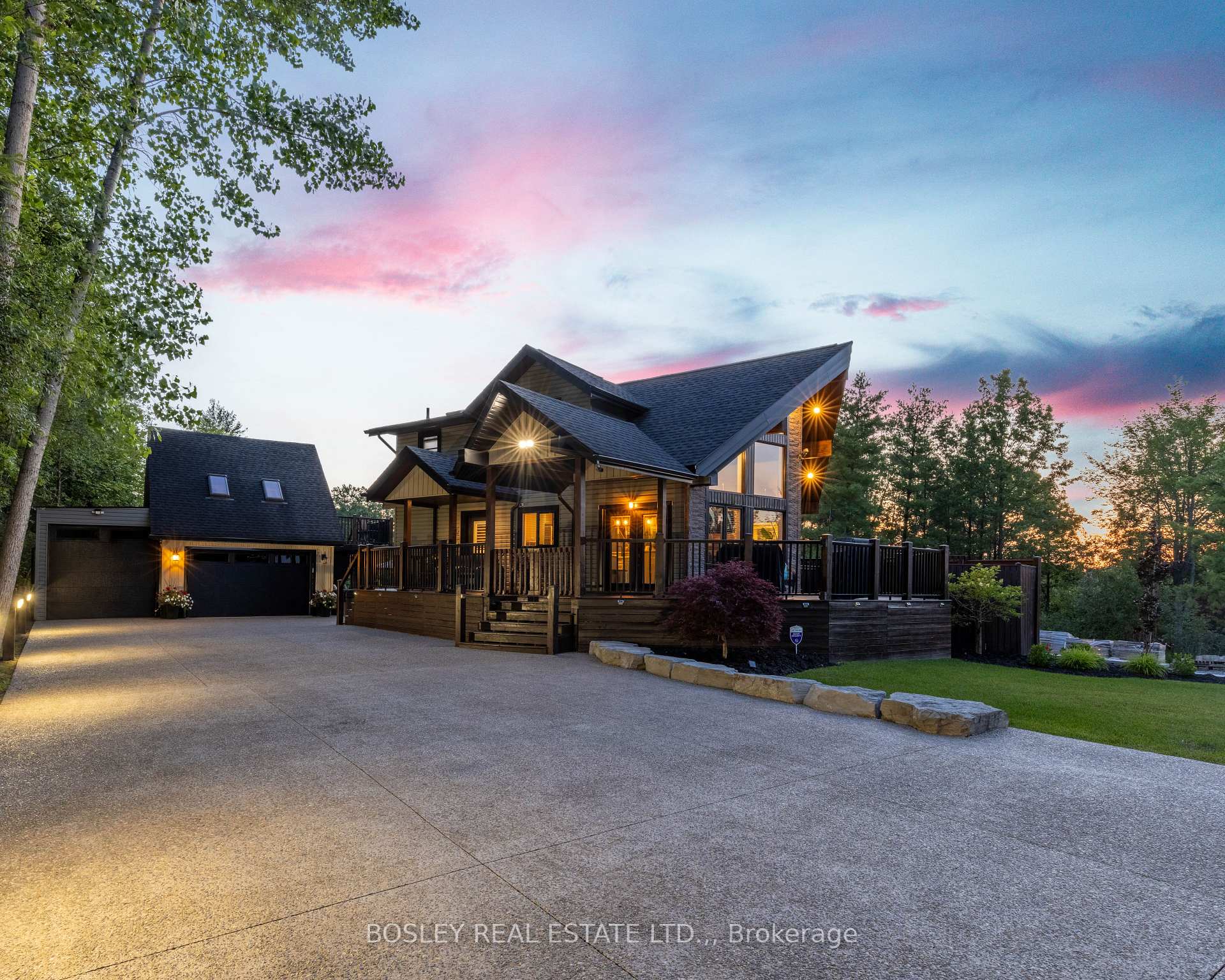 Photo 4 of 4949 Lyon's Parkway, Niagara Falls, Lyons Creek — HOMEH