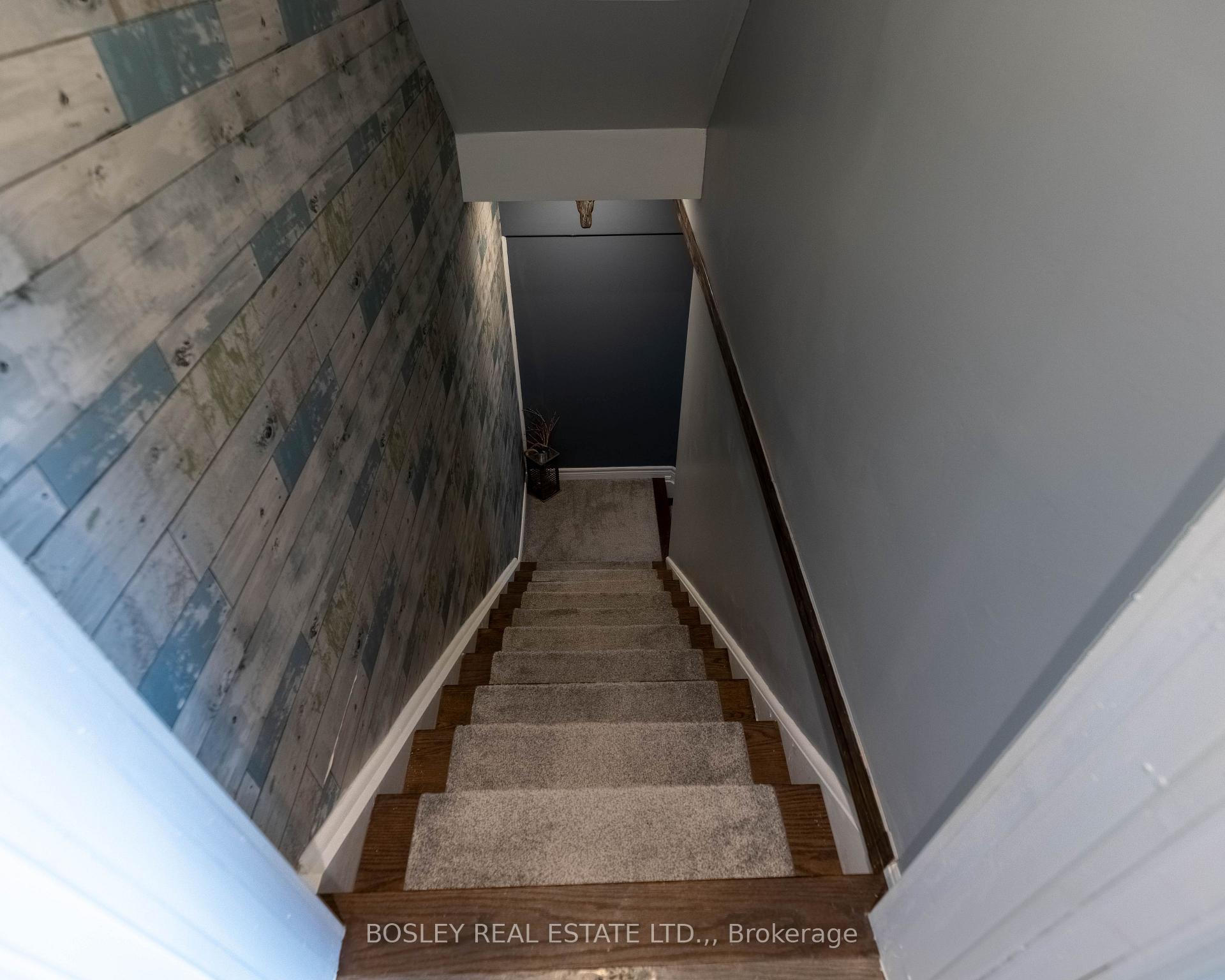 Photo 24 of 4949 Lyon's Parkway, Niagara Falls, Lyons Creek — HOMEH