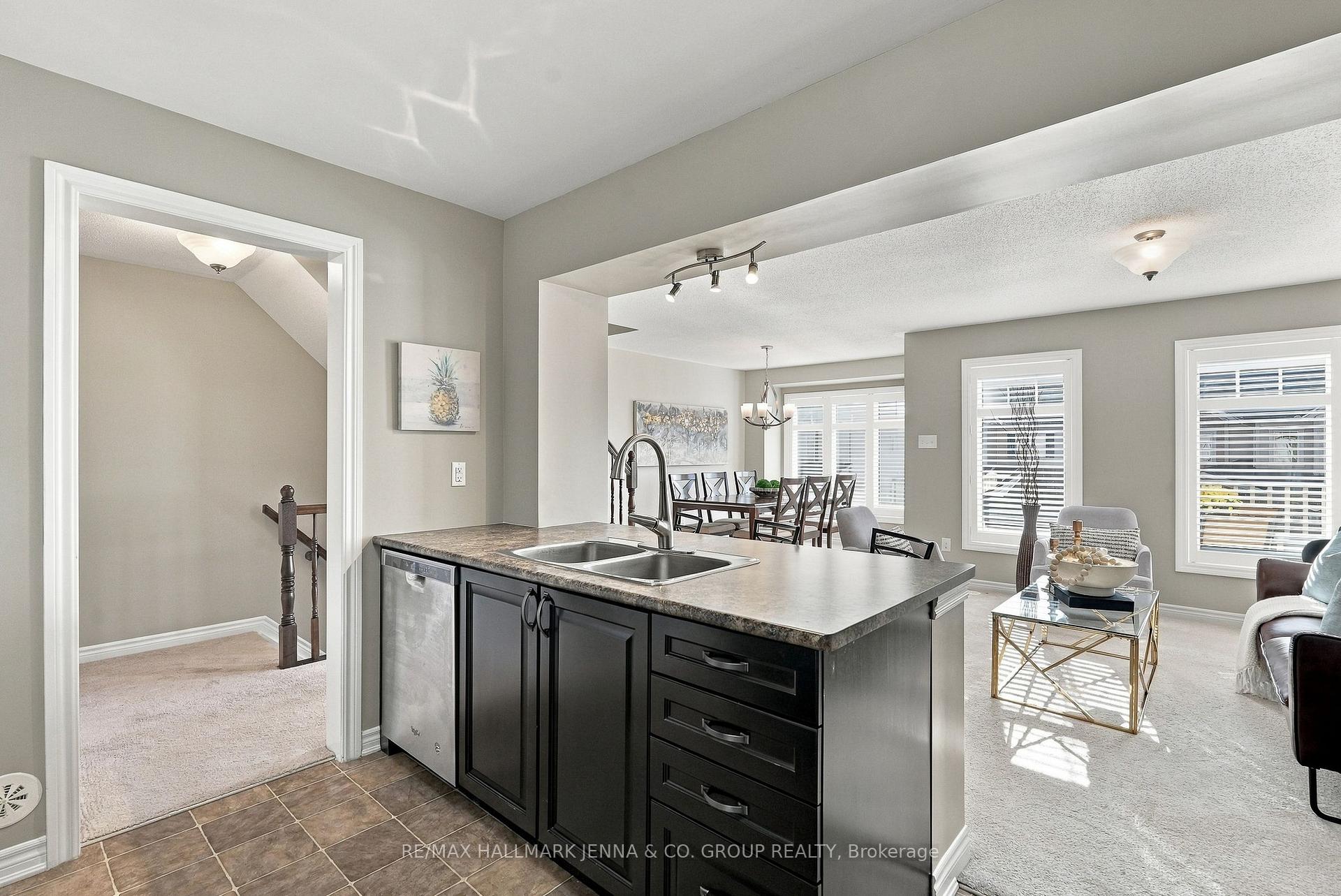 Photo 9 of 2455 Nutgrove Avenue, Ottawa, Barrhaven - Half Moon Bay — HOMEH