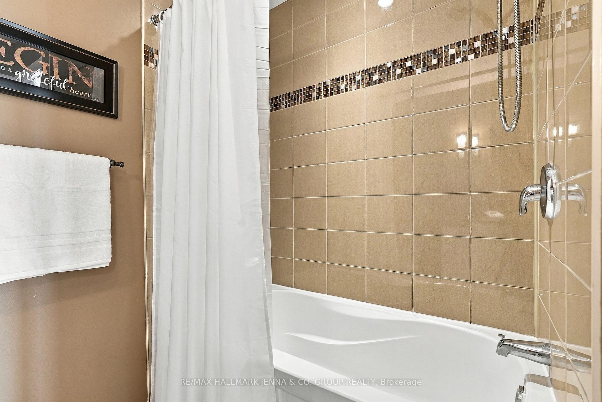 Photo 23 of 2455 Nutgrove Avenue, Ottawa, Barrhaven - Half Moon Bay — HOMEH