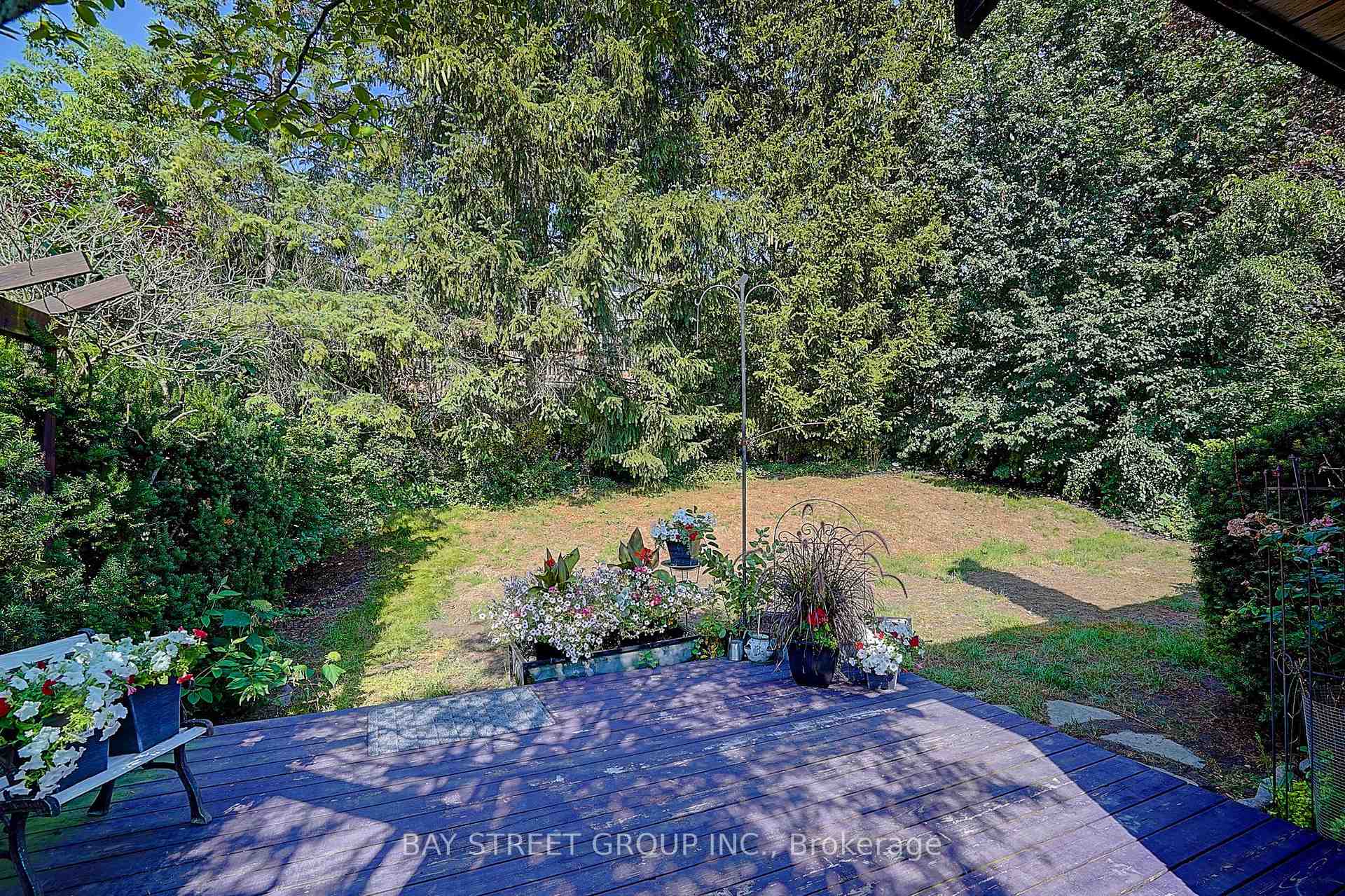 Photo 35 of 107 Crawford Rose Drive, Aurora, Aurora Heights — HOMEH