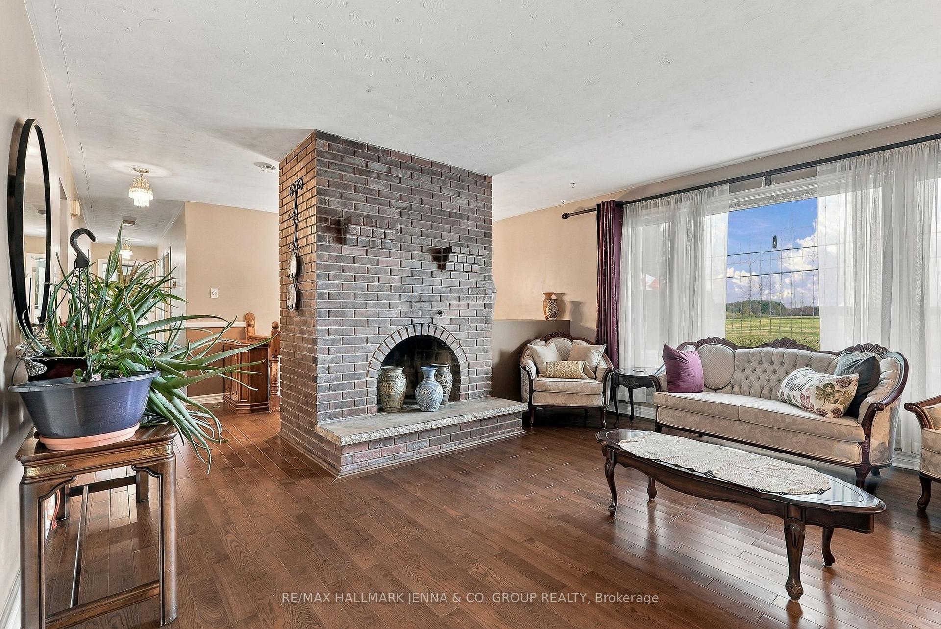 Photo 8 of 2313 8th Line Road, Ottawa, Metcalfe — HOMEH