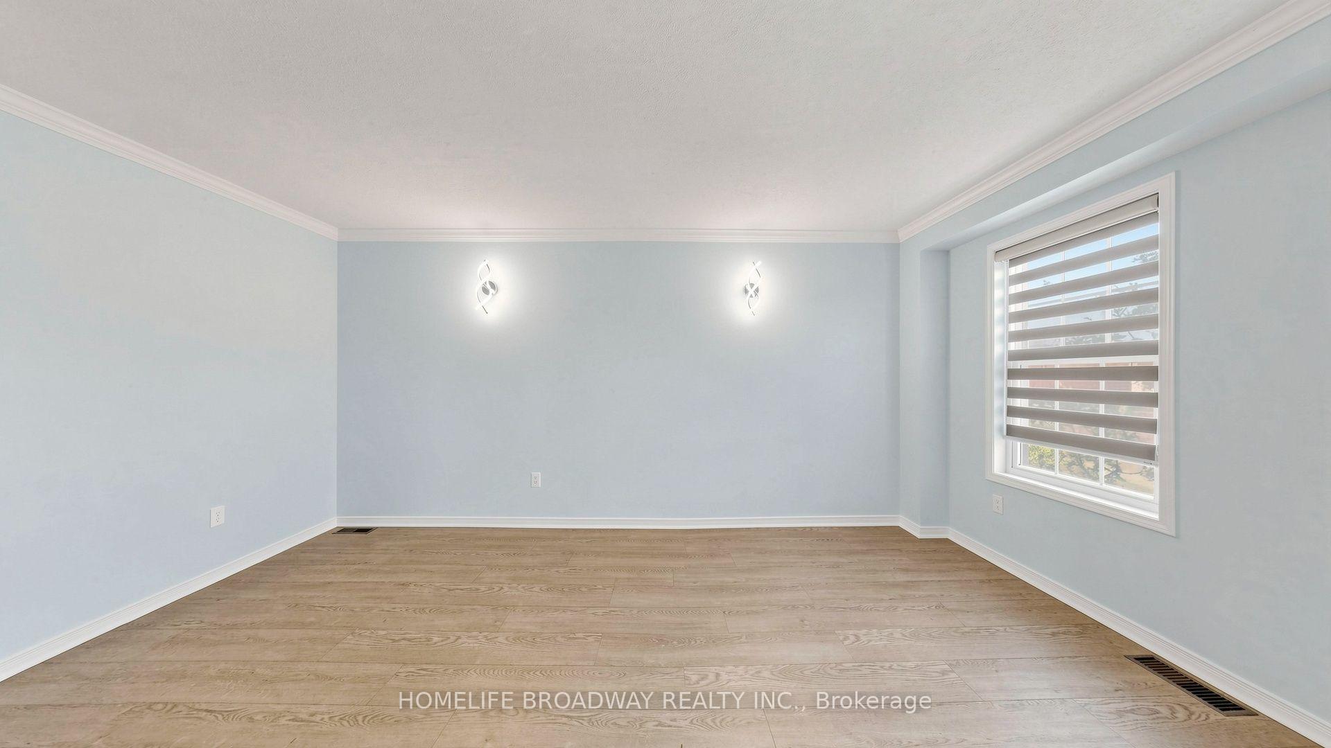Photo 5 of 145 Livingstone Street E, Barrie, East Bayfield — HOMEH