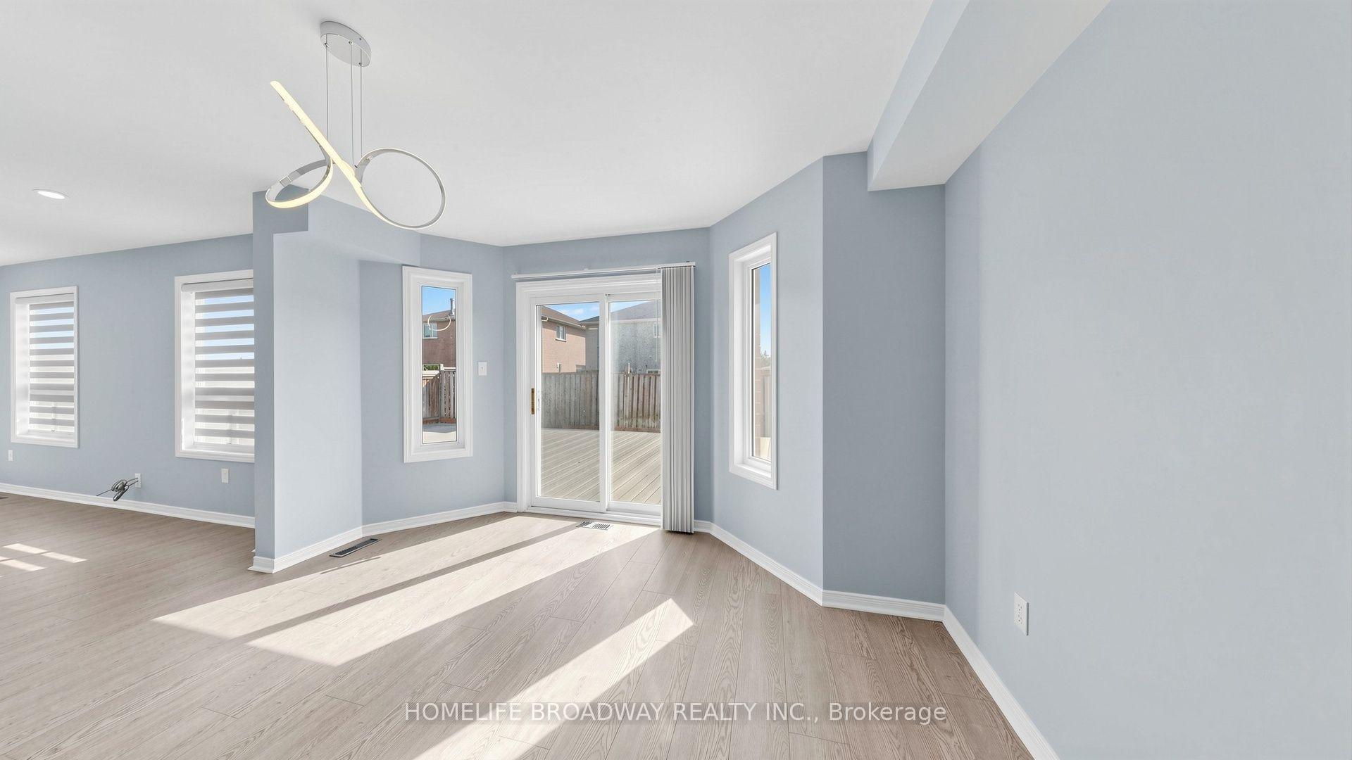 Photo 13 of 145 Livingstone Street E, Barrie, East Bayfield — HOMEH