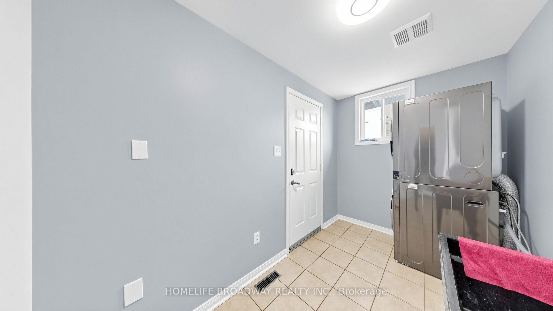 Photo 15 of 145 Livingstone Street E, Barrie, East Bayfield — HOMEH