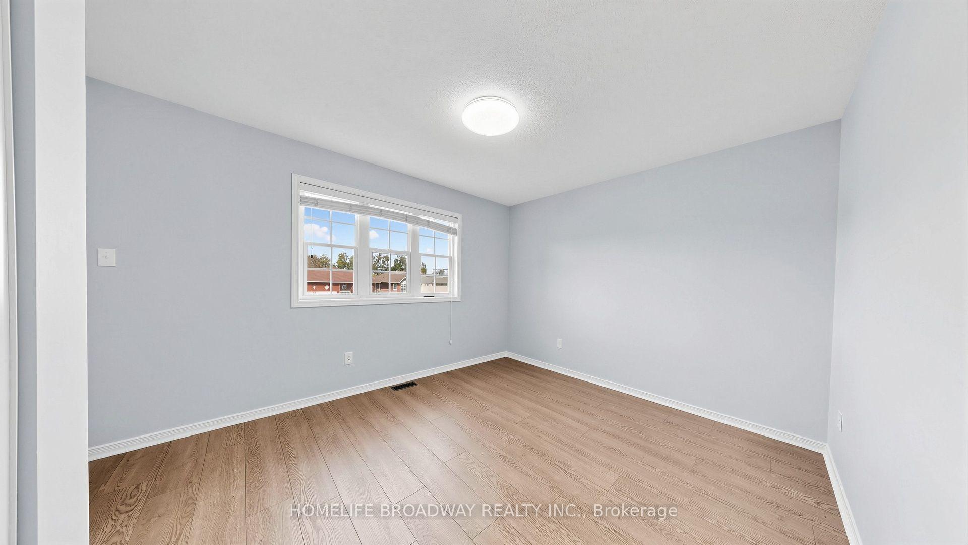 Photo 27 of 145 Livingstone Street E, Barrie, East Bayfield — HOMEH