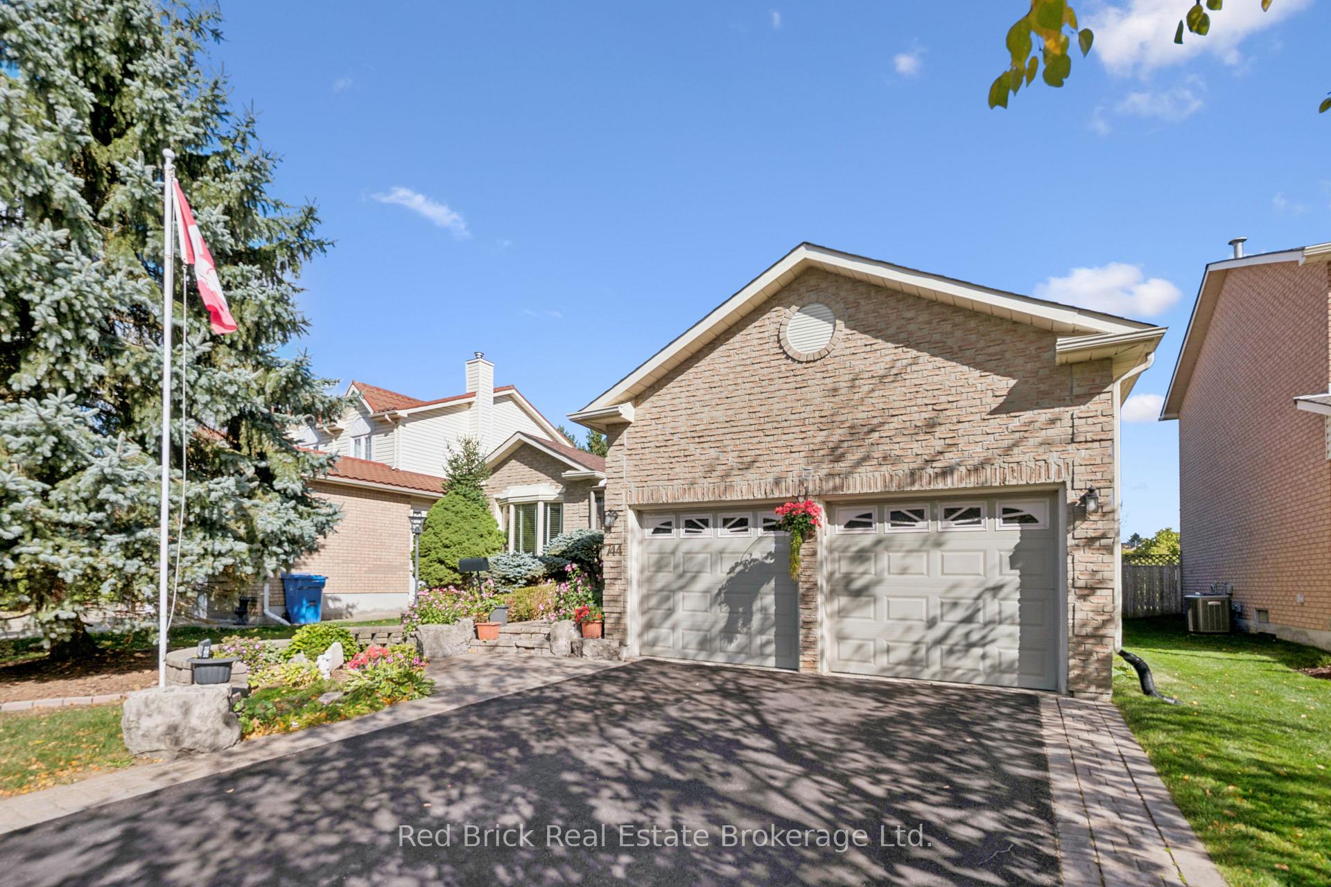 Photo of 744 Woodhill Drive