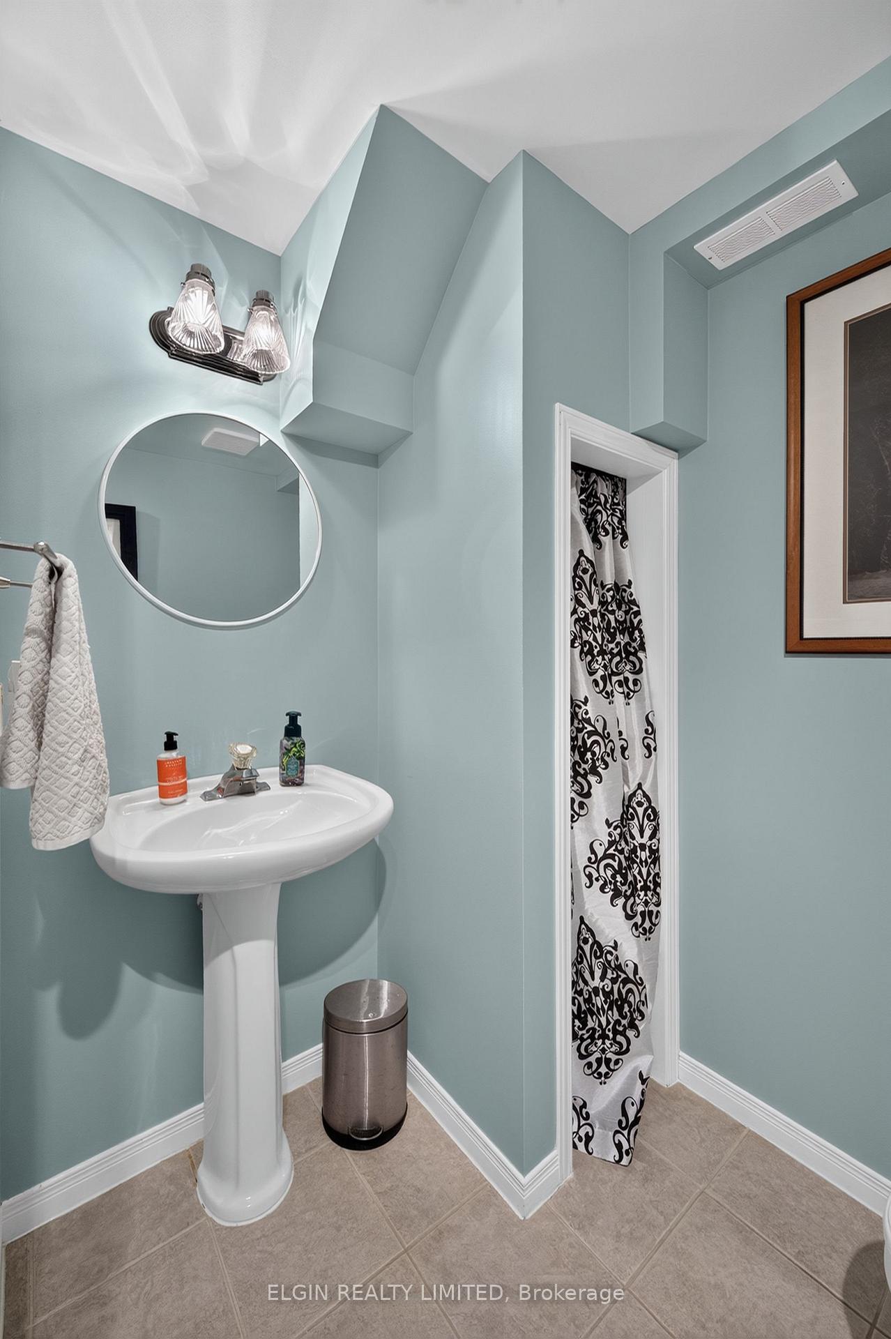 Photo 25 of 12 Rickwood Place, St. Thomas — HOMEH