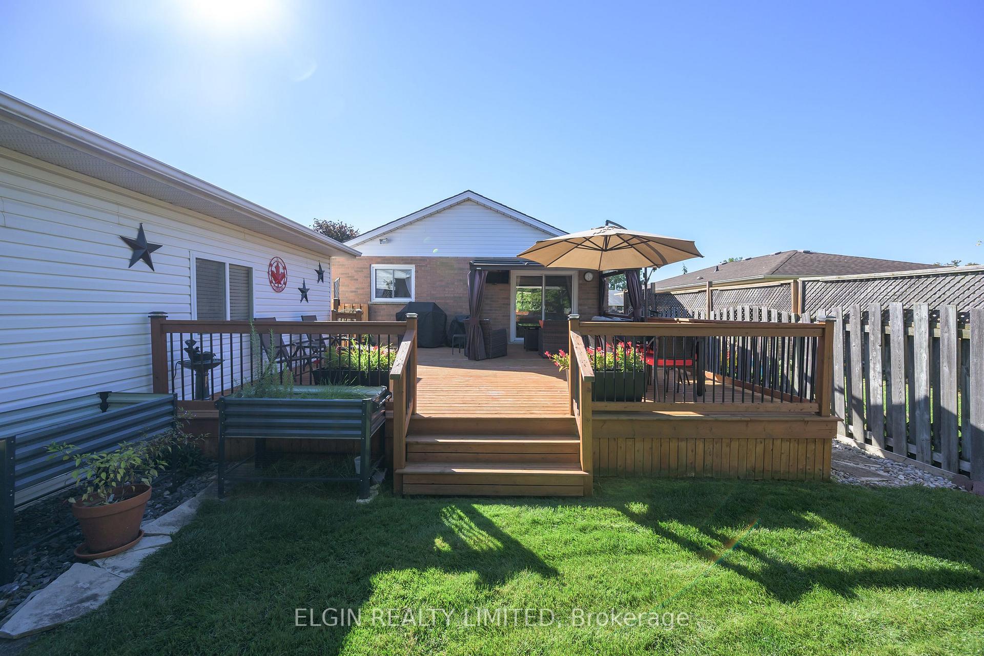 Photo 39 of 12 Rickwood Place, St. Thomas — HOMEH