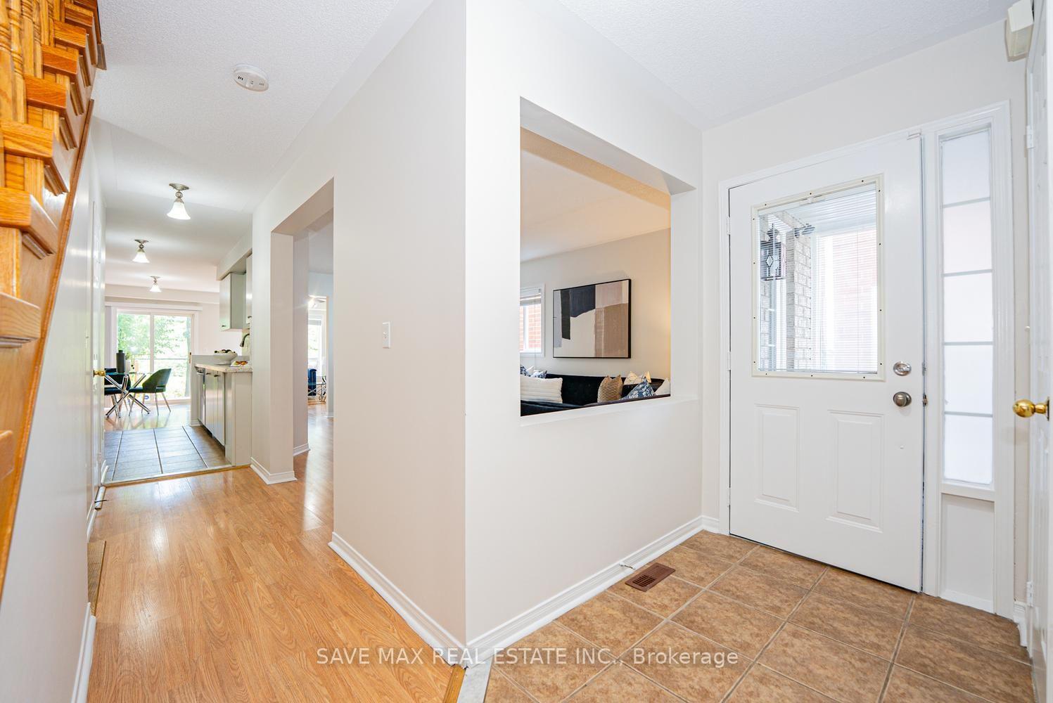 Photo 5 of 1148 Windbrook Grove, Mississauga, East Credit — HOMEH