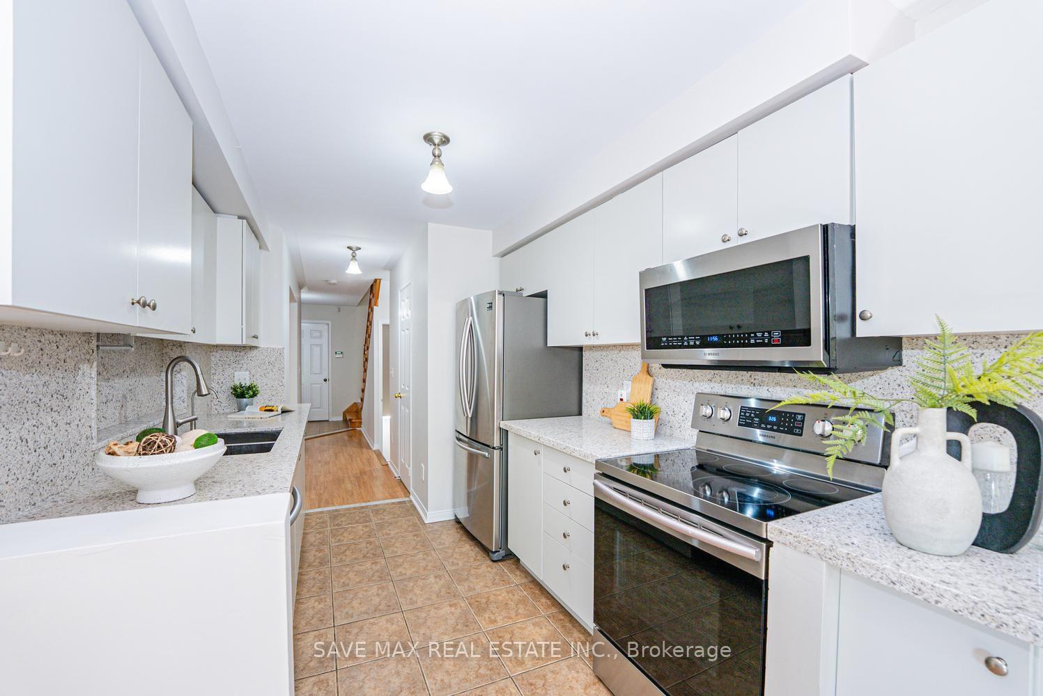 Photo 19 of 1148 Windbrook Grove, Mississauga, East Credit — HOMEH