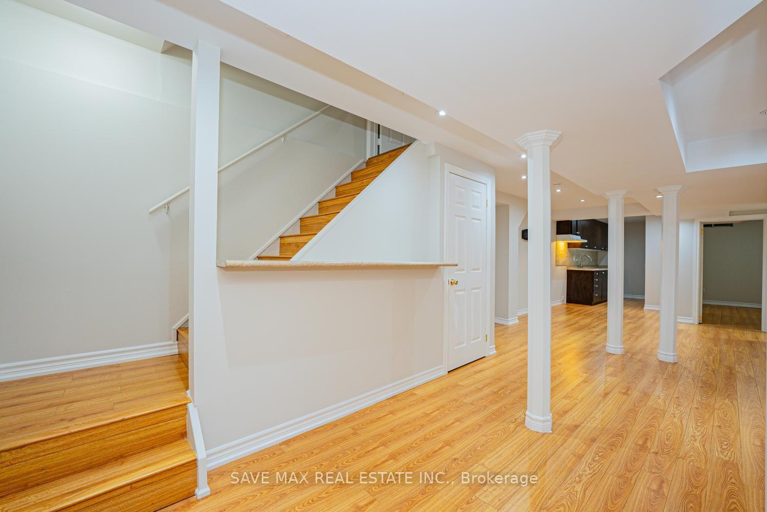 Photo 34 of 1148 Windbrook Grove, Mississauga, East Credit — HOMEH