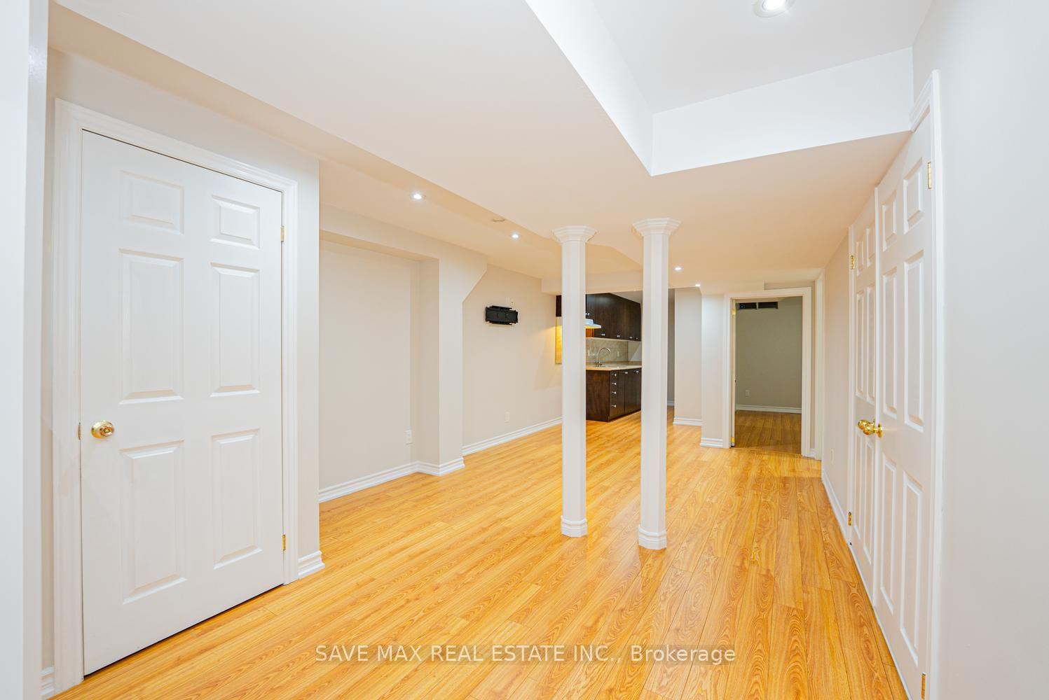 Photo 35 of 1148 Windbrook Grove, Mississauga, East Credit — HOMEH