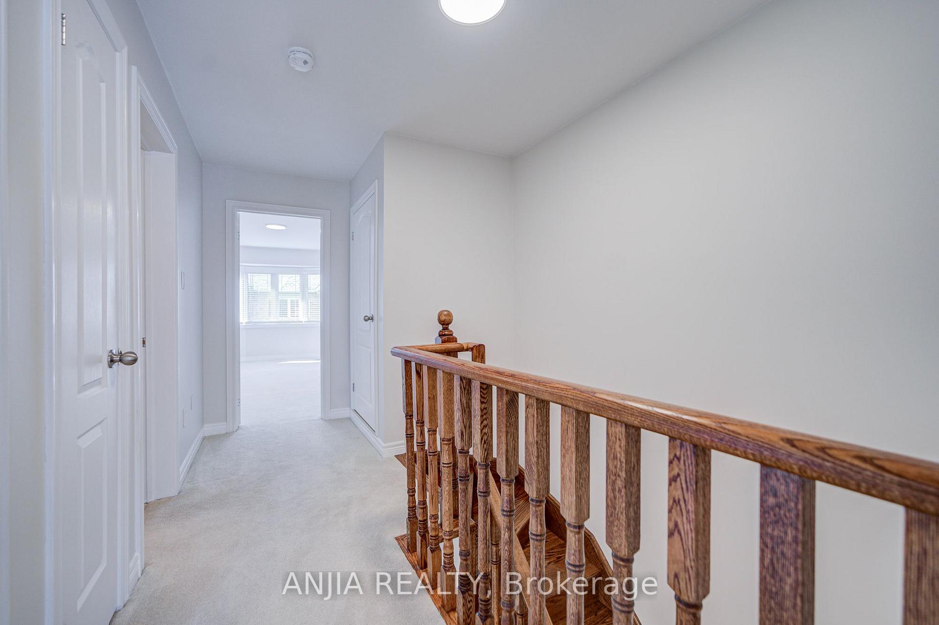 Photo 20 of 6 Expedition Crescent, Whitchurch-Stouffville, Stouffville — HOMEH
