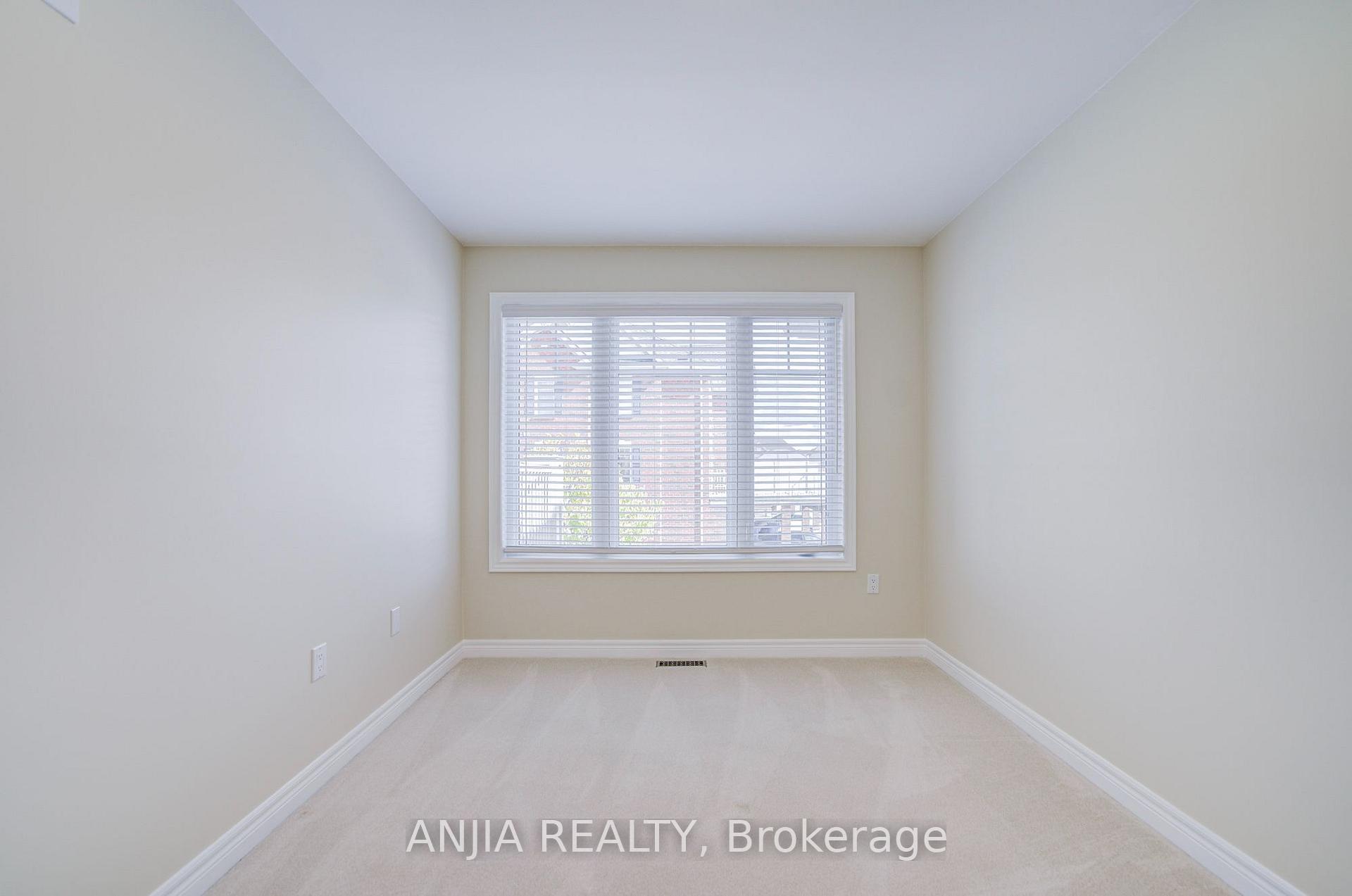 Photo 31 of 6 Expedition Crescent, Whitchurch-Stouffville, Stouffville — HOMEH