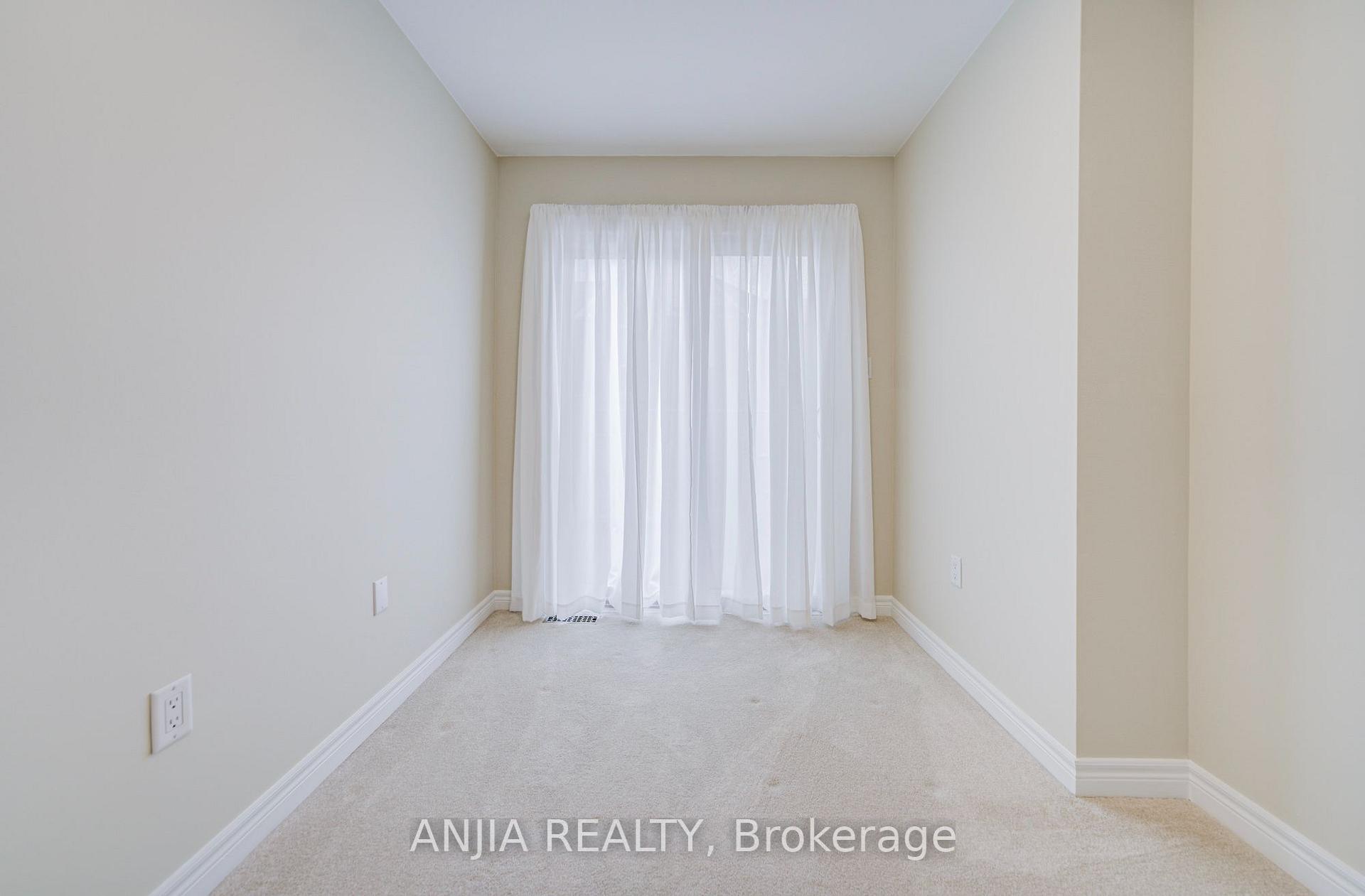 Photo 36 of 6 Expedition Crescent, Whitchurch-Stouffville, Stouffville — HOMEH