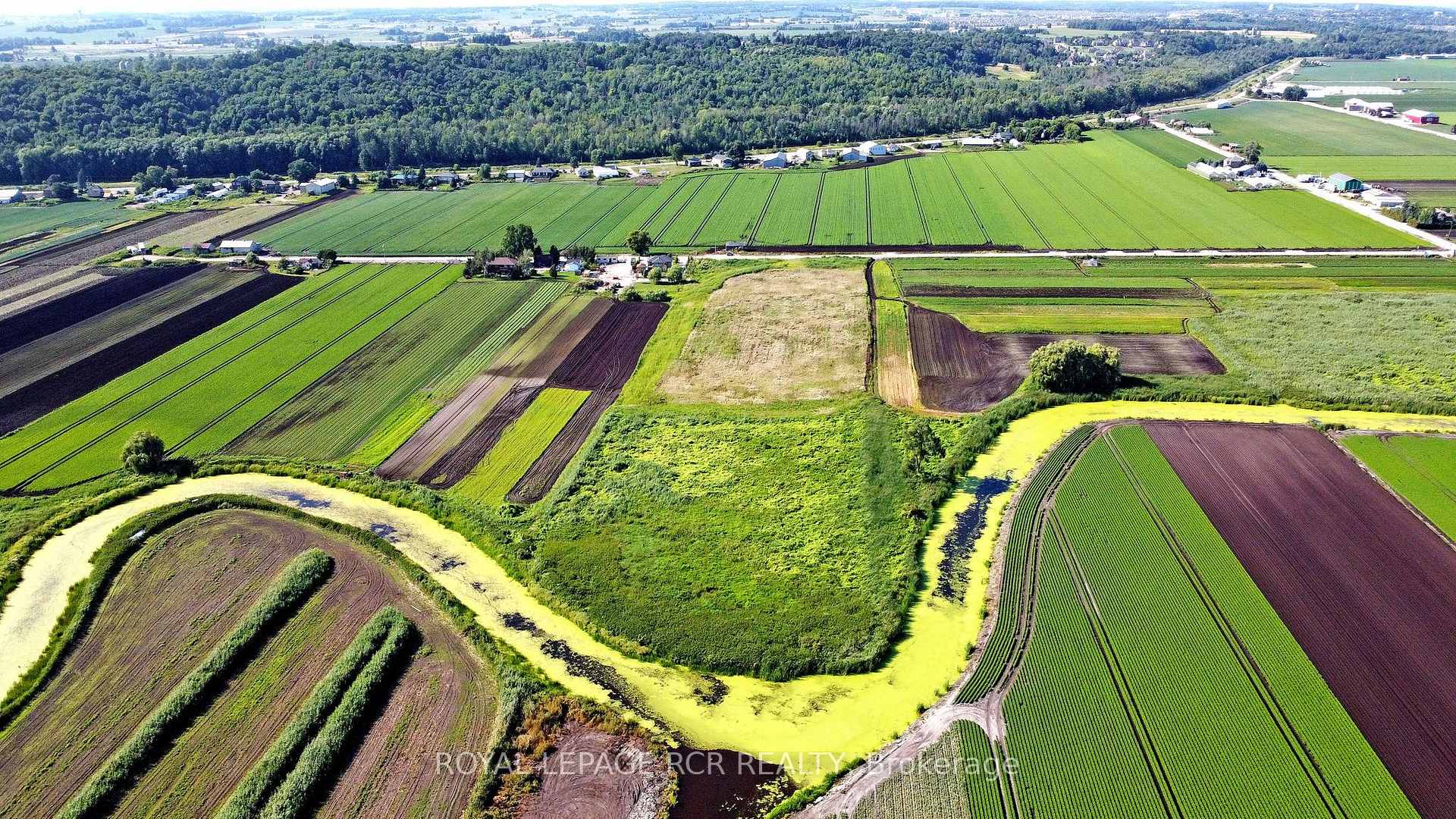 Photo 7 of 241 Devald Road, Bradford West Gwillimbury, Rural Bradford West Gwillimbury — HOMEH
