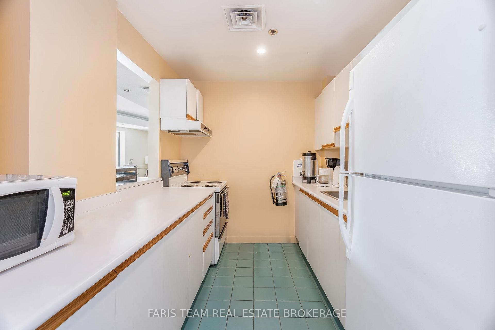 Photo 15 of Unit 1508, 150 Dunlop Street E, Barrie, City Centre — HOMEH