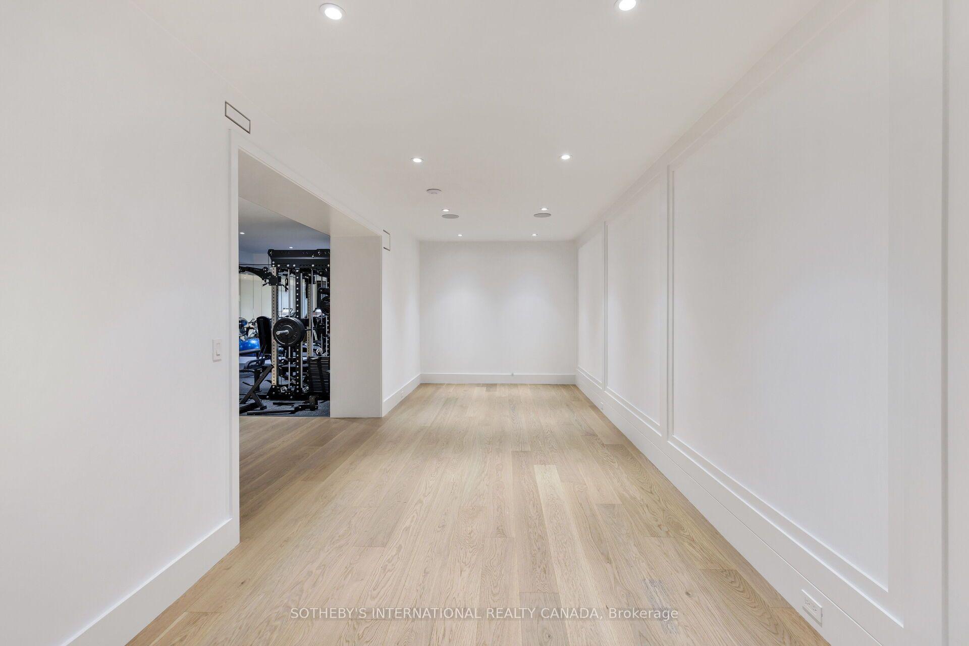 Photo 39 of 18 Blair Athol Crescent, Etobicoke, Princess-Rosethorn — HOMEH