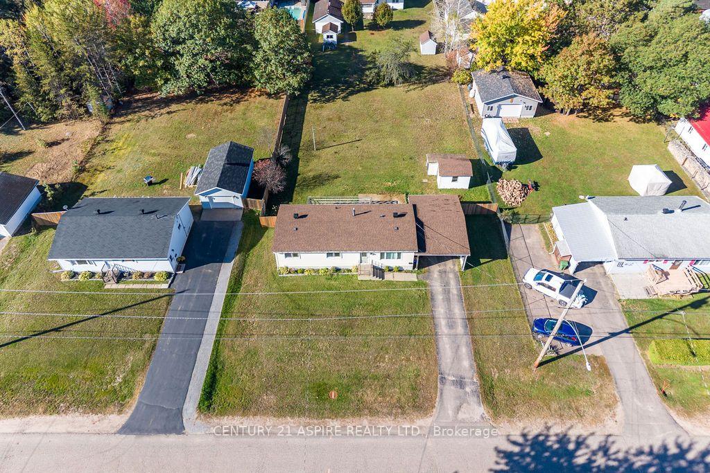 Photo 41 of 7 William Street, Petawawa, Petawawa — HOMEH