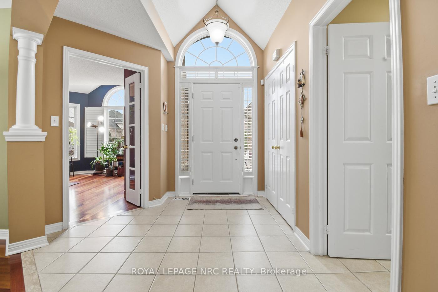 Photo 9 of 65 Mccaffery Crescent, St. Catharines, Rykert/Vansickle — HOMEH