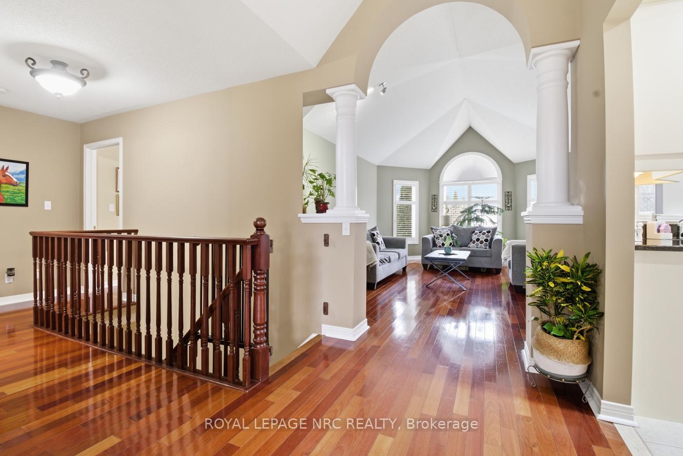 Photo 12 of 65 Mccaffery Crescent, St. Catharines, Rykert/Vansickle — HOMEH