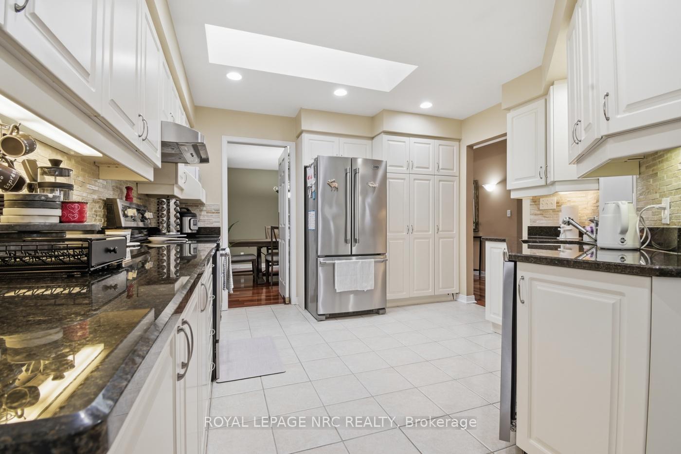 Photo 15 of 65 Mccaffery Crescent, St. Catharines, Rykert/Vansickle — HOMEH