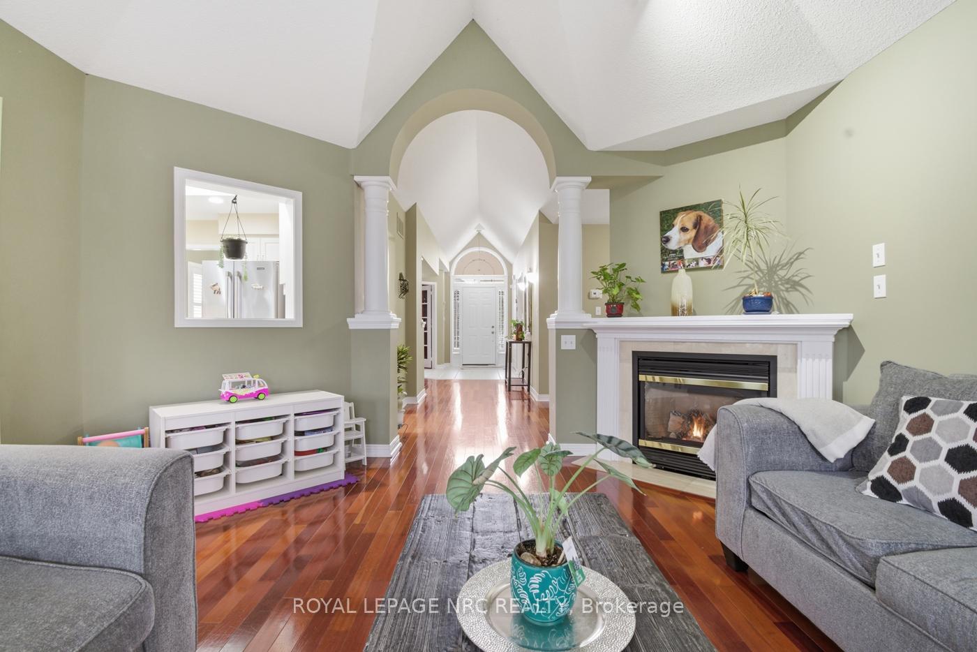 Photo 23 of 65 Mccaffery Crescent, St. Catharines, Rykert/Vansickle — HOMEH