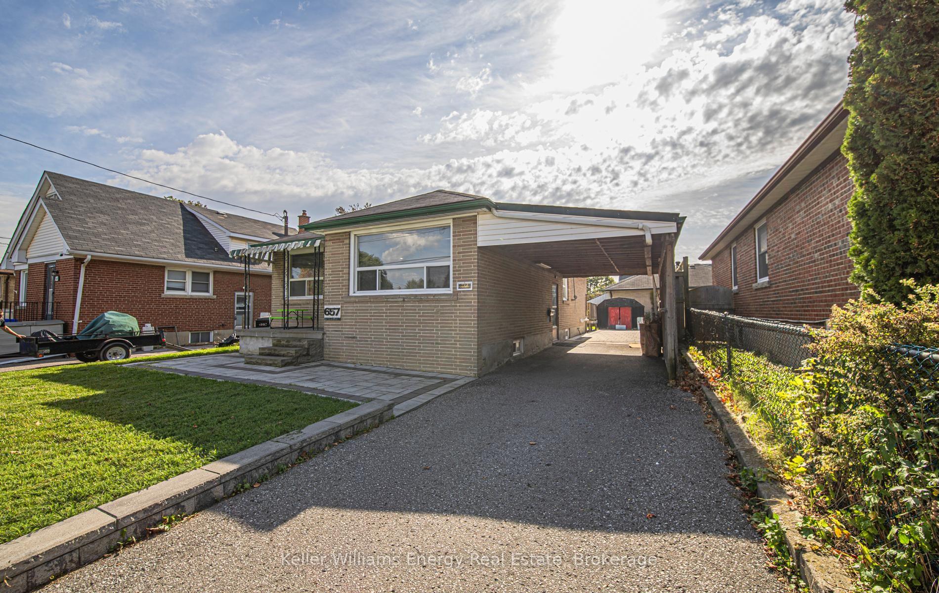 Photo 4 of 657 Taylor Avenue, Oshawa, Donevan — HOMEH