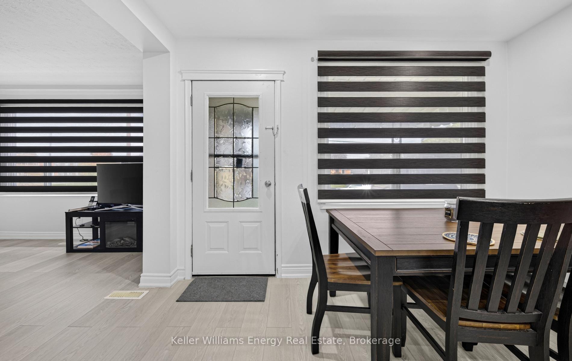 Photo 12 of 657 Taylor Avenue, Oshawa, Donevan — HOMEH